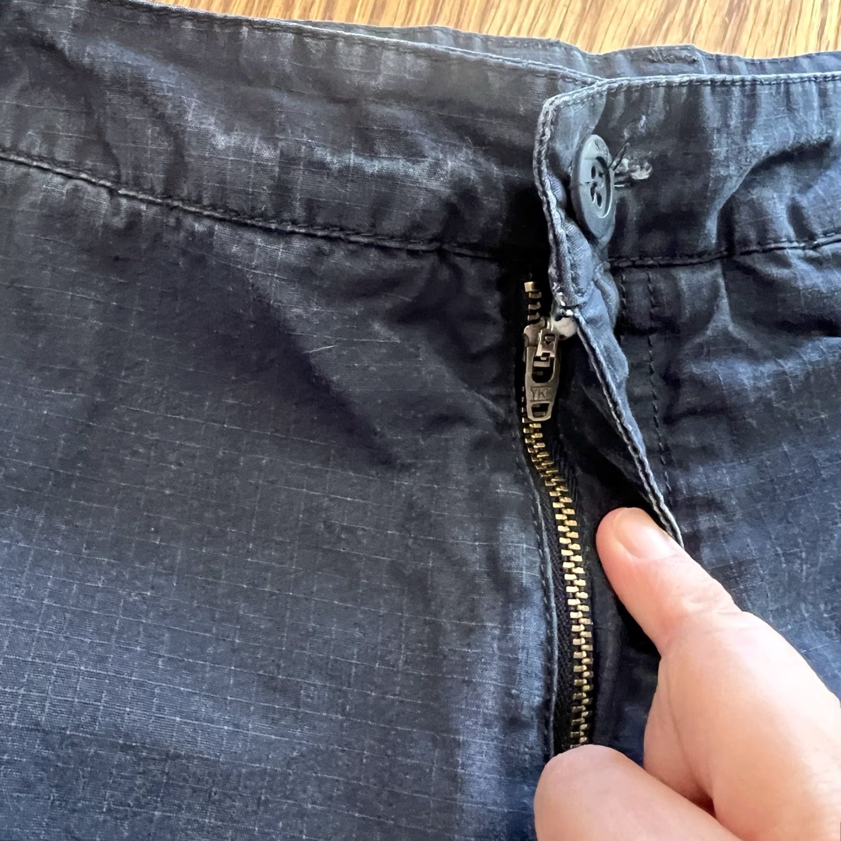 Nike Nike Cargo Shorts Tactical Zip Pocket Hiking Mens Size 34 Navy Blue Cargo Pocket Cotton Flat Front Summer 90s? Size US 34 / EU 50 - 5 Thumbnail