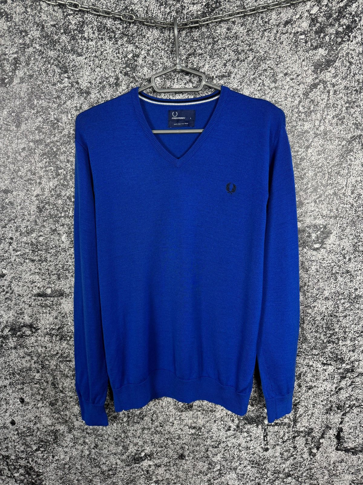 Fred Perry Men’s Fred Perry V-Neck Wool Sweater Blue Pullover Size L Size US L / EU 52-54 / 3 - 1 Thumbnail