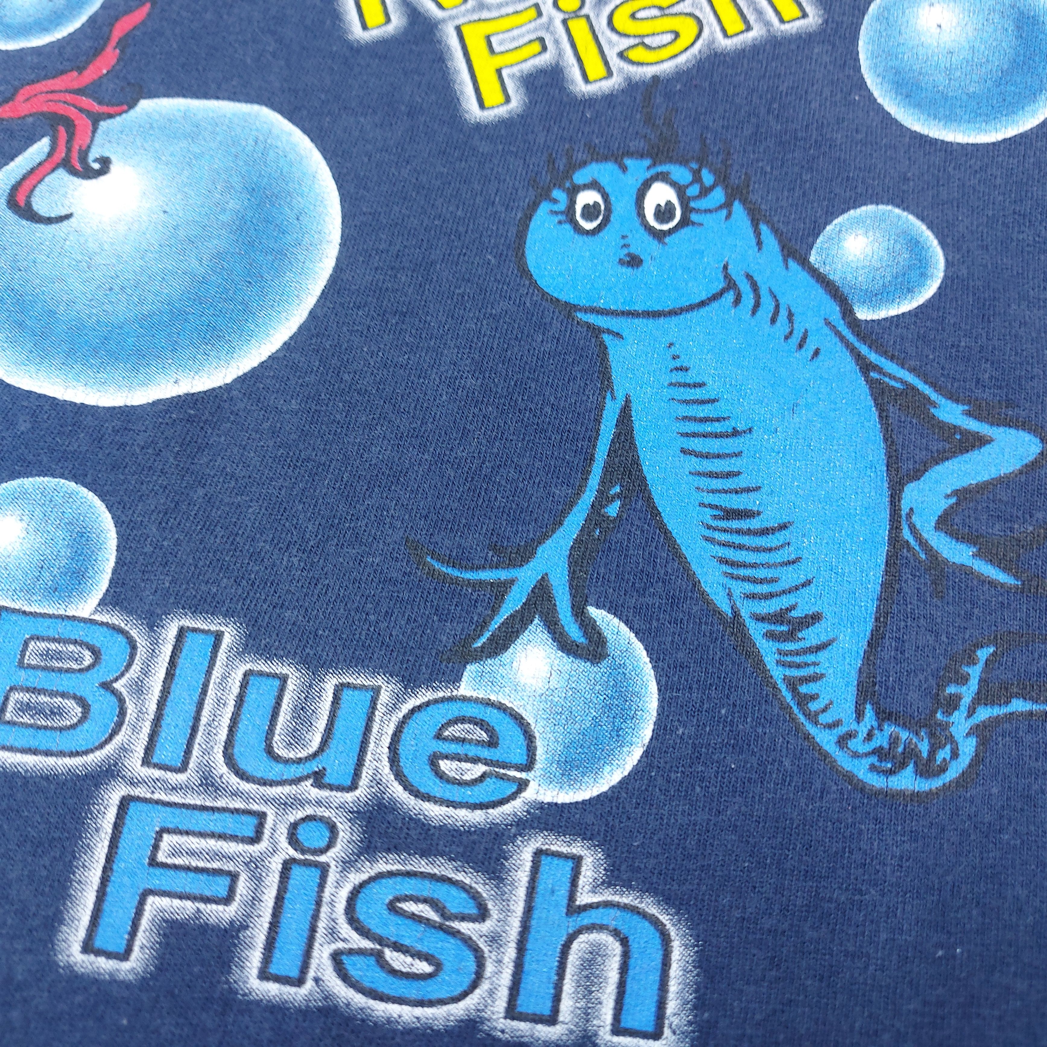 Vintage VTG 90s Dr. Seuss One fish two fish Red fish Blue fish TEE Size US L / EU 52-54 / 3 - 6 Thumbnail
