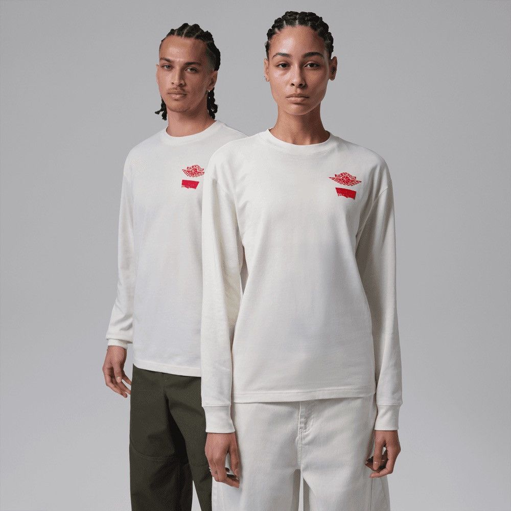 Jordan Brand × Levi's Air Jordan Levi's Long-Sleeve Tee Ivory/Black/University Red Size US XL / EU 56 / 4 - 1 Thumbnail
