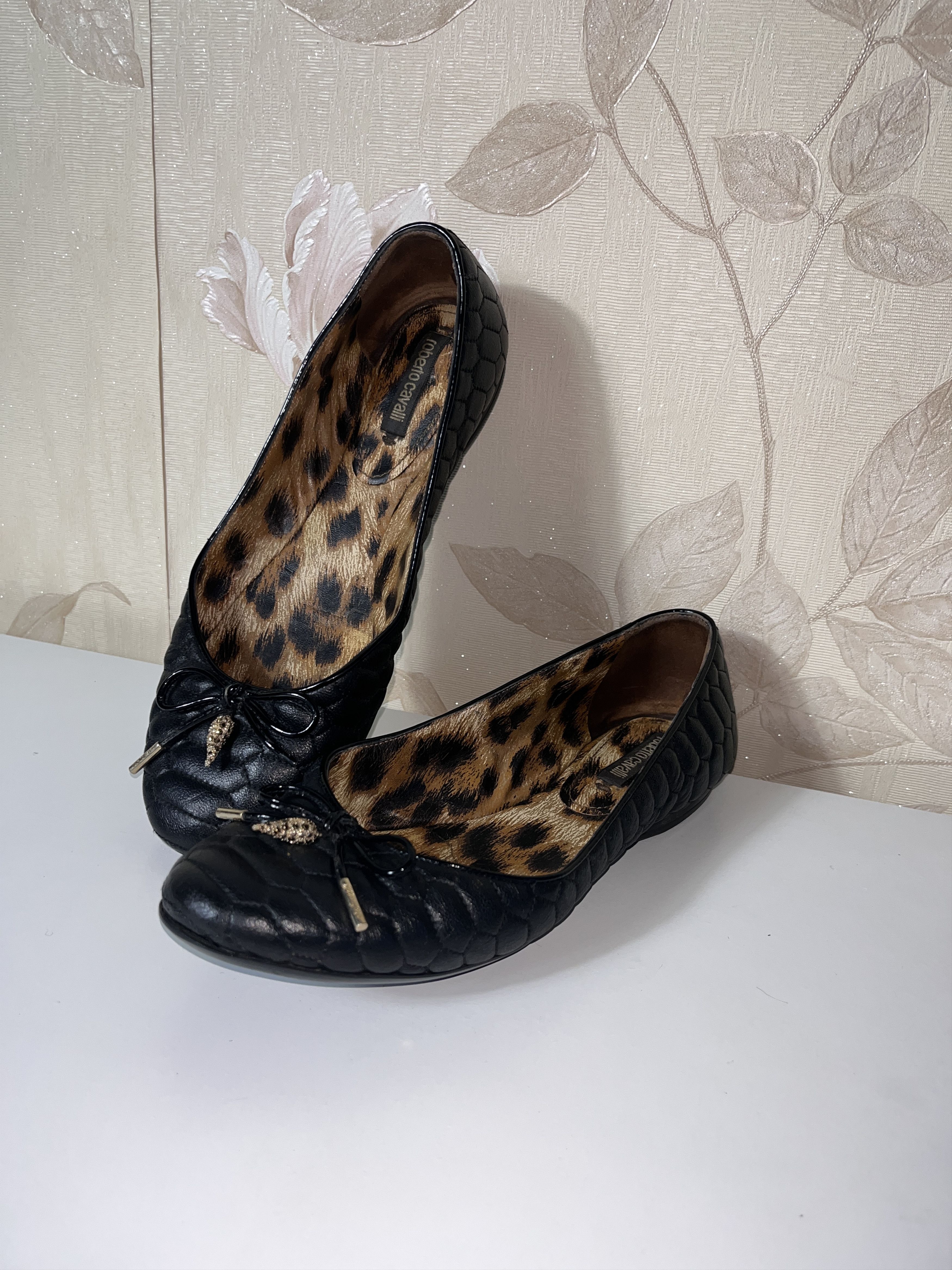 Roberto Cavalli Roberto Cavalli Just Cavalli Black Ballet Flats - Size 38 Size US 7 / IT 37 - 2 Thumbnail