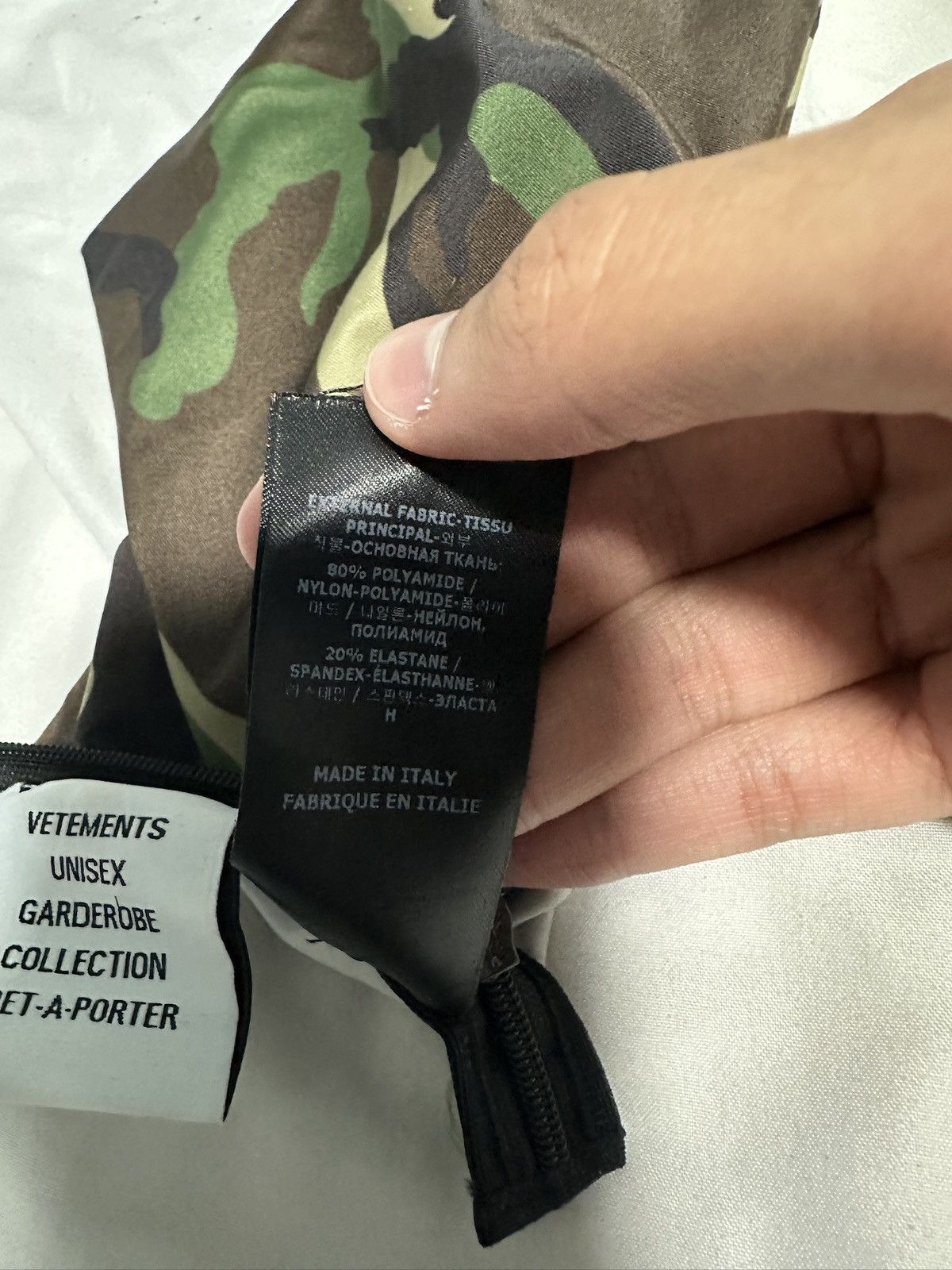 Balenciaga × Vetements Vetements Camo Mask Size ONE SIZE - 6 Thumbnail