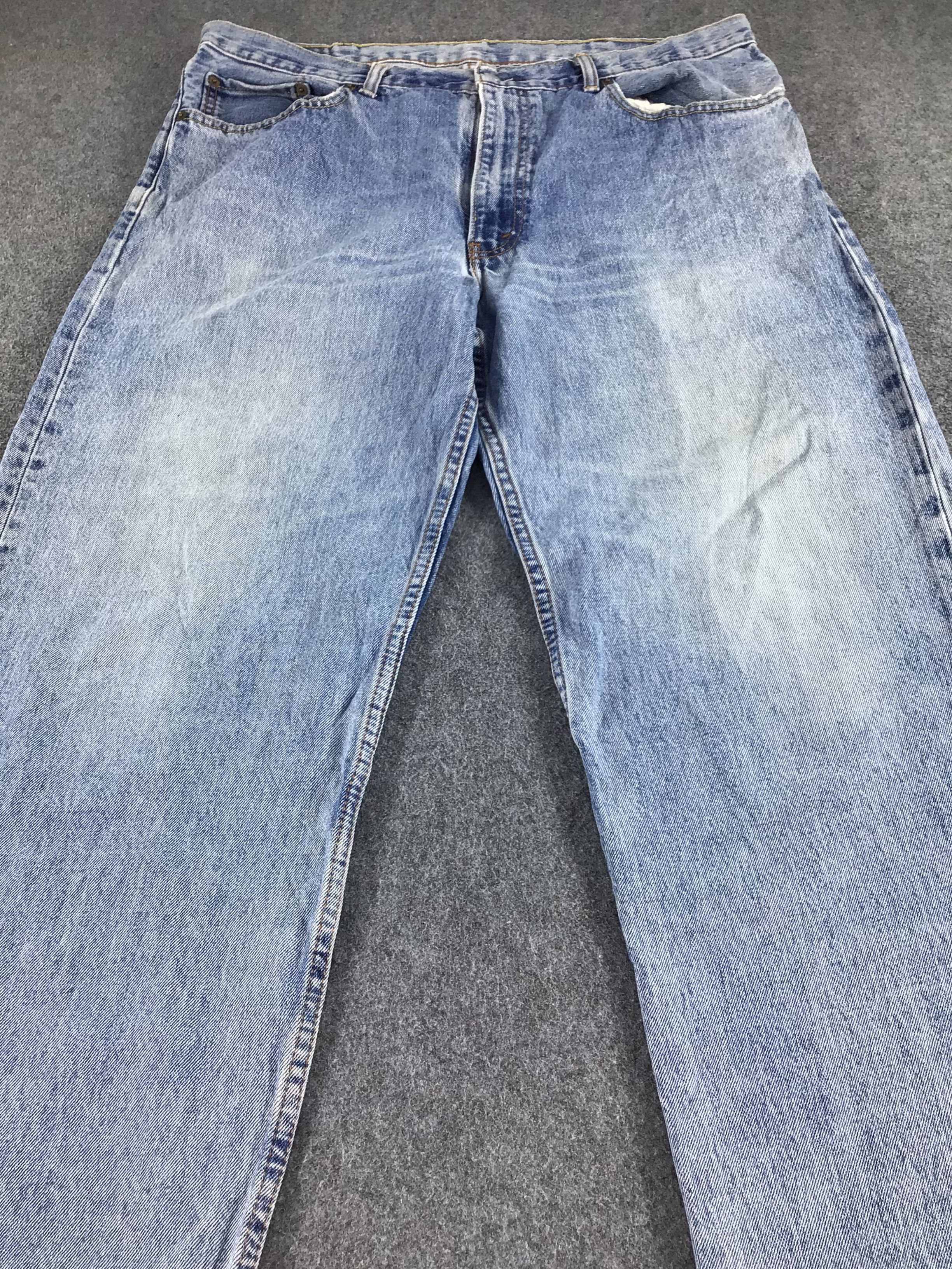 Levi's Vintage Levis 550 Jeans Faded Blue Distressed Denim -J549 Size US 39 - 3 Thumbnail
