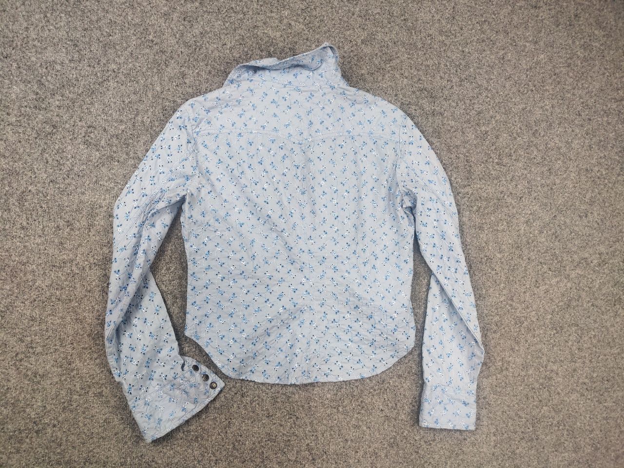 Diesel Vintage Diesel shirt Long sleeve embroidered flowers Y2k Size L / US 10 / IT 46 - 10 Thumbnail
