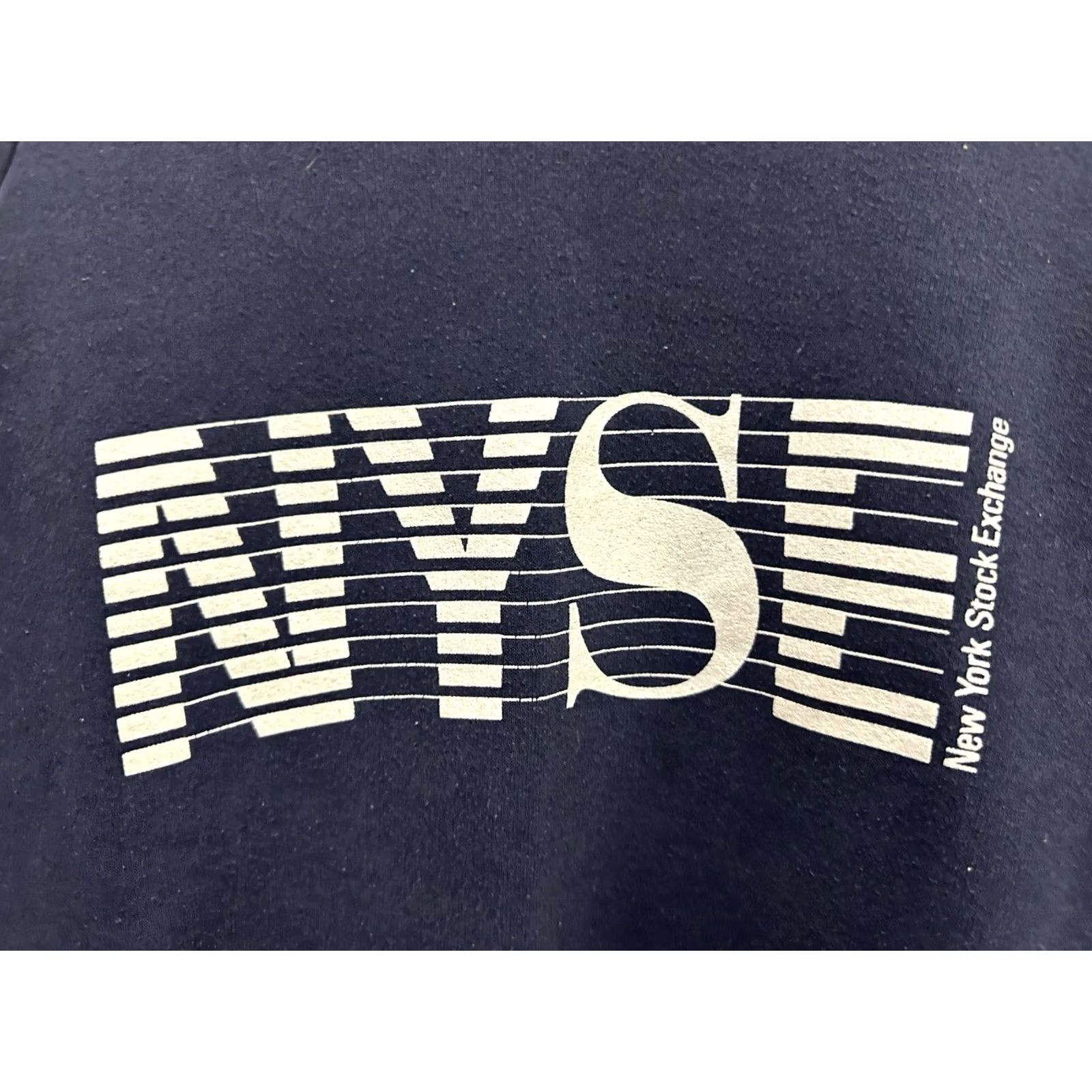 Jerzees VTG 80s NYSE Bulls Bears Trading Raglan Sweatshirt XL JERZEES Blue Pullover Men Stock Crypto 401K CandleStick WICK Old School Size US XL / EU 56 / 4 - 4 Thumbnail