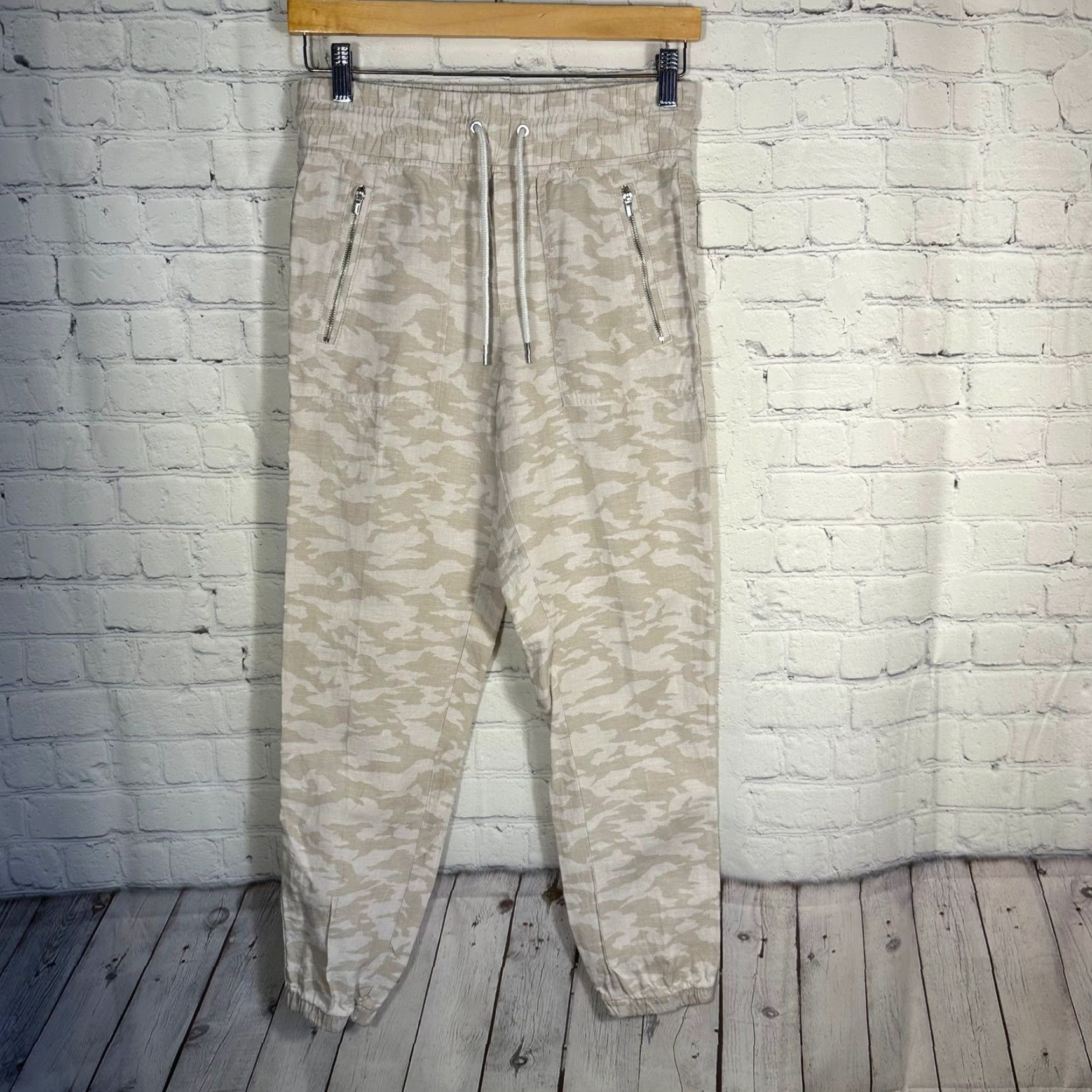 Athleta Athleta Cabo Tide Linen Jogger Pants Beige Camo Size 2 Drawstring Pockets Size 27" / US 4 / IT 40 - 2 Thumbnail