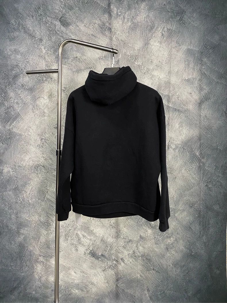 Balenciaga Balenciaga Graffiti logo long sleeve hooded sweater Size US L / EU 52-54 / 3 - 2 Thumbnail