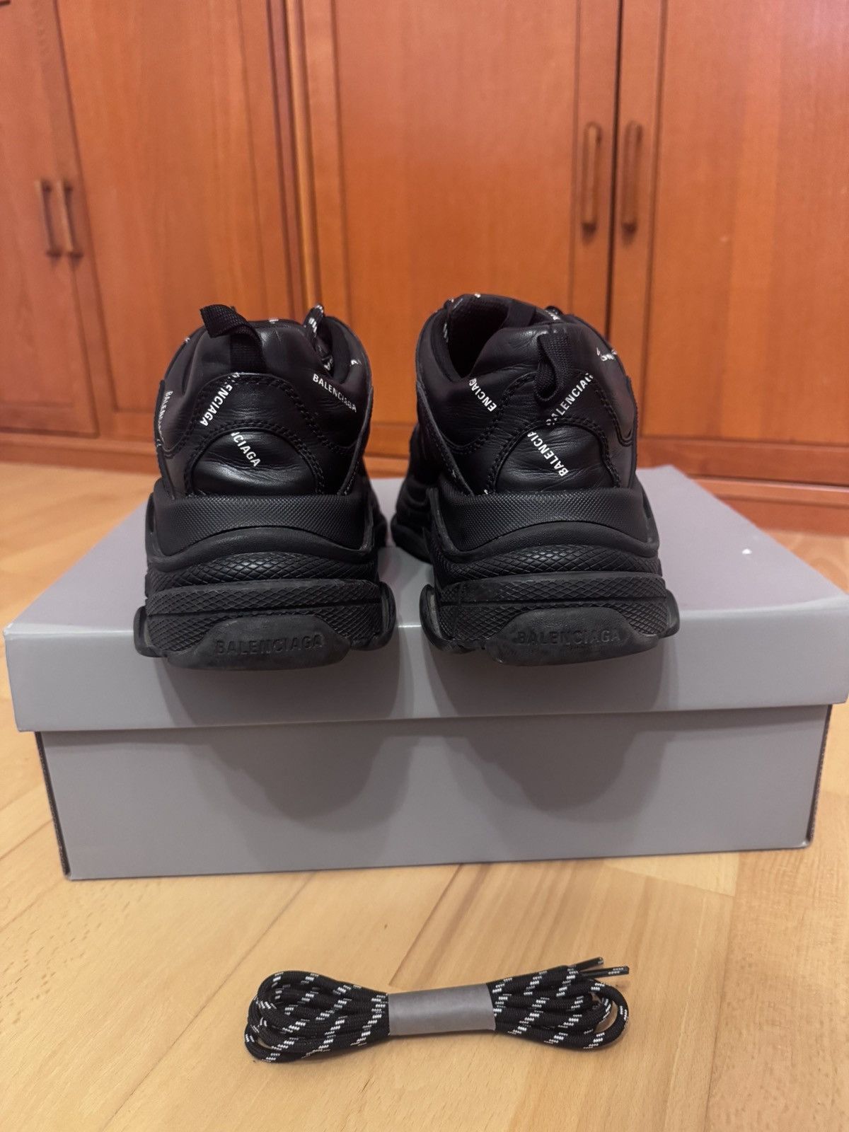 Balenciaga Balenciaga Triple S All-Over Black Size US 9 / EU 42 - 8 Thumbnail