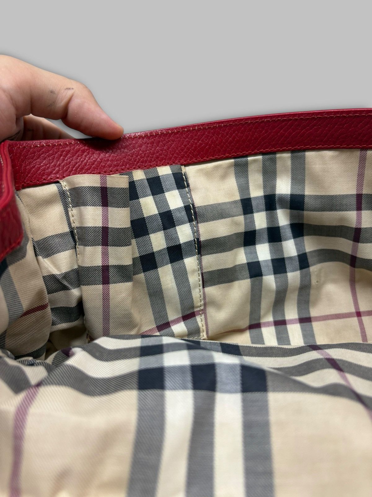 Burberry Burberry London Hot Red Leather Shoulder Bag Nova Check Size ONE SIZE - 17 Thumbnail