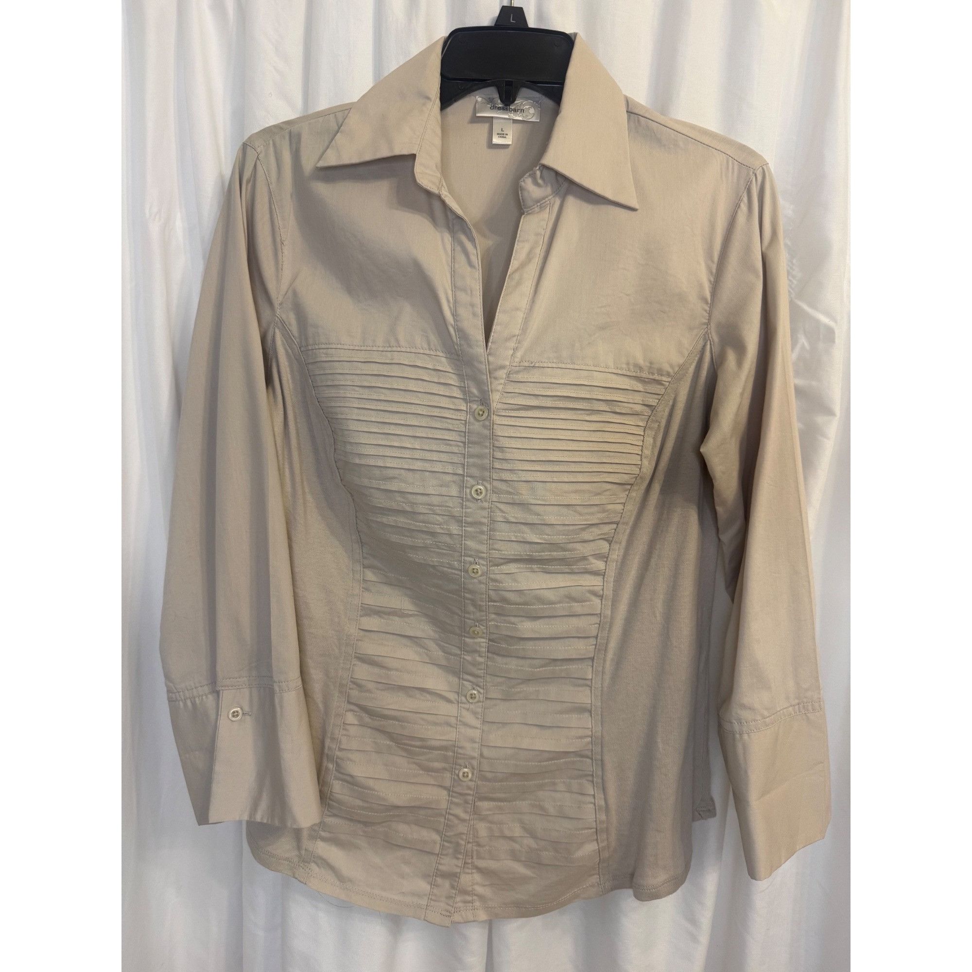 Other Dressbarn Beige Long Sleeve Button-Down Shirt Pleated Front Size L / US 10 / IT 46 - 1 Thumbnail