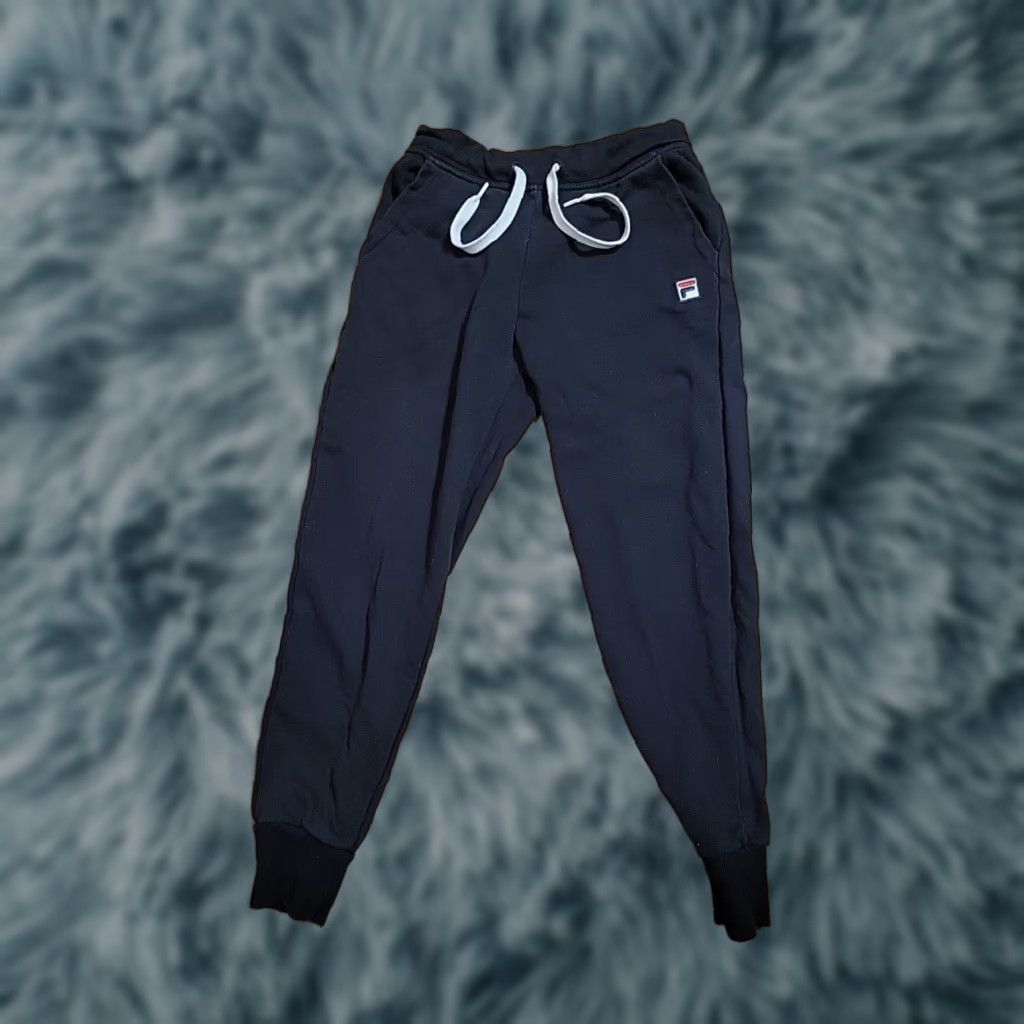 Fila VINTAGE FILA Sweatpants Black Adults Small Waist 26"-30" Inseam 26.5" 90's Likeonew Size 30" / US 8 / IT 44 - 1 Thumbnail