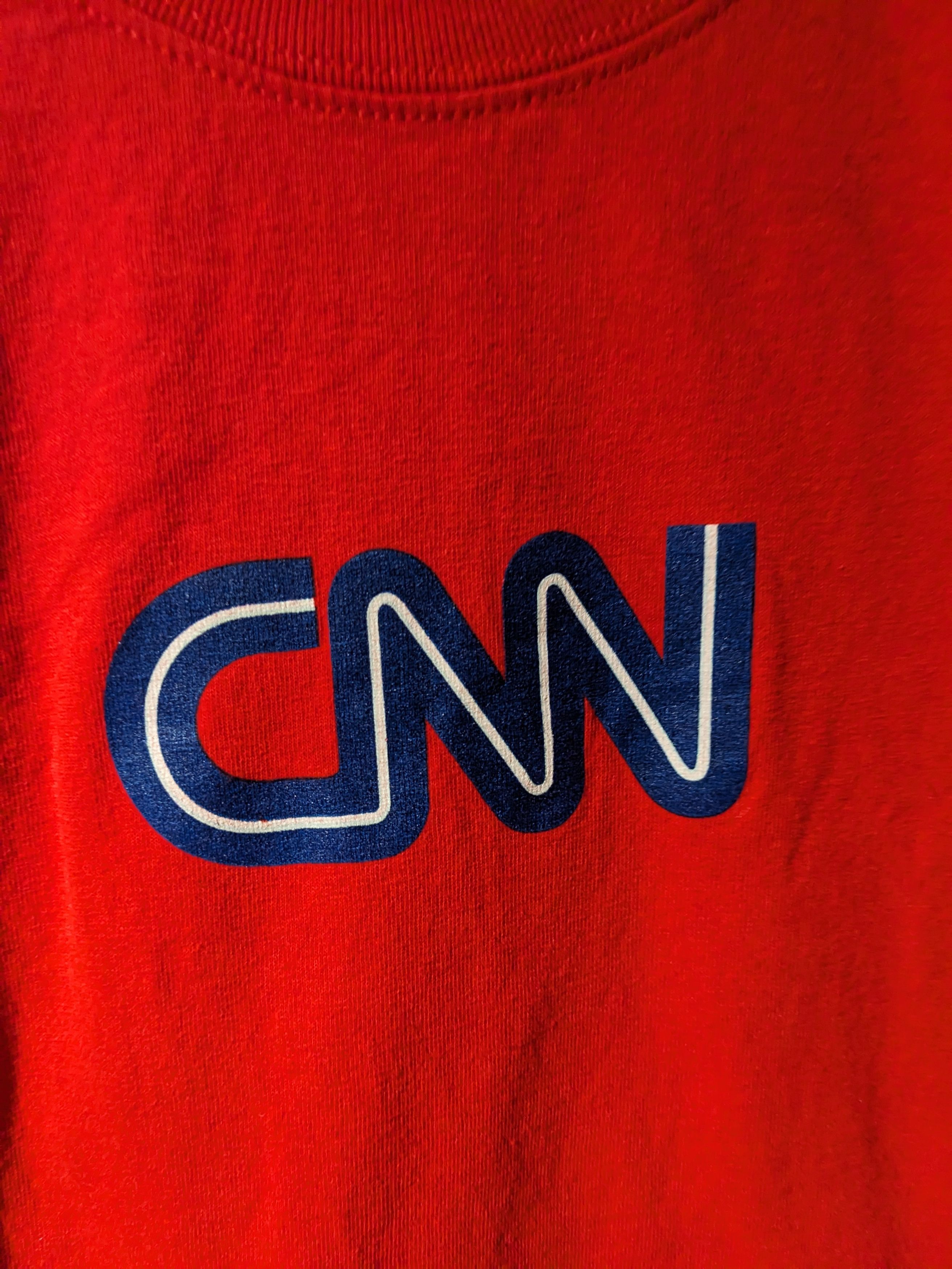 Gildan × Vintage Vintage 90s CNN News Journalist Logo Red Large T-Shirt Size US L / EU 52-54 / 3 - 2 Thumbnail