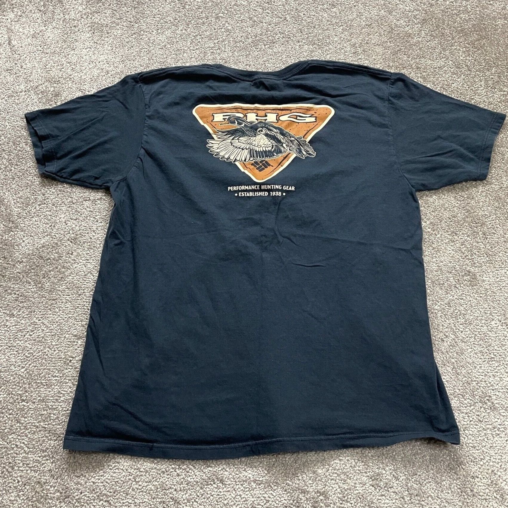 Vintage Columbia PHG Graphic T-Shirt Mens Large Navy Blue Short Sleeve Crew Neck Hunting Cotton Size US L / EU 52-54 / 3 - 2 Thumbnail