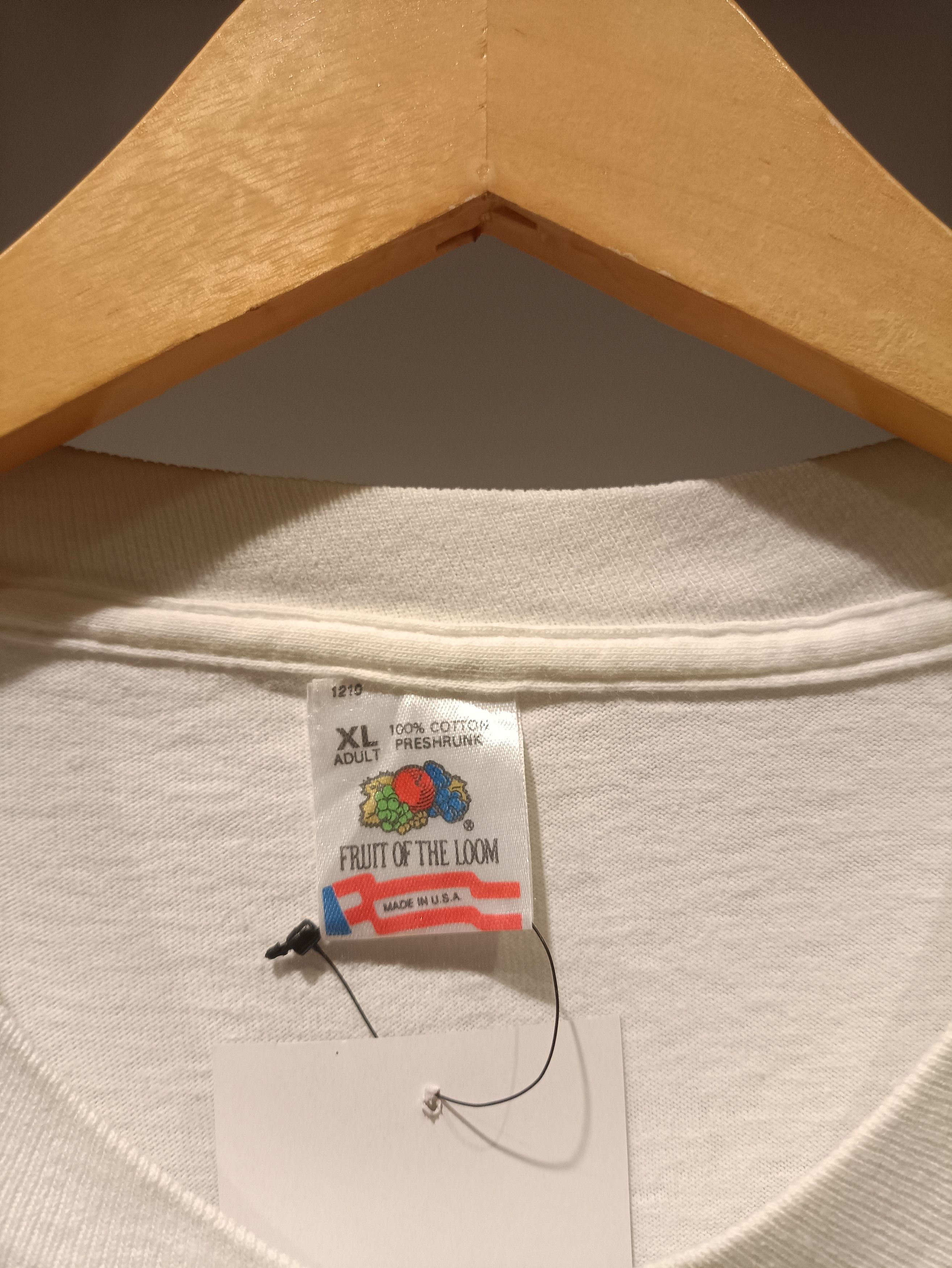 Fruit Of The Loom × Vintage aids is a women' issue Size US XL / EU 56 / 4 - 3 Thumbnail