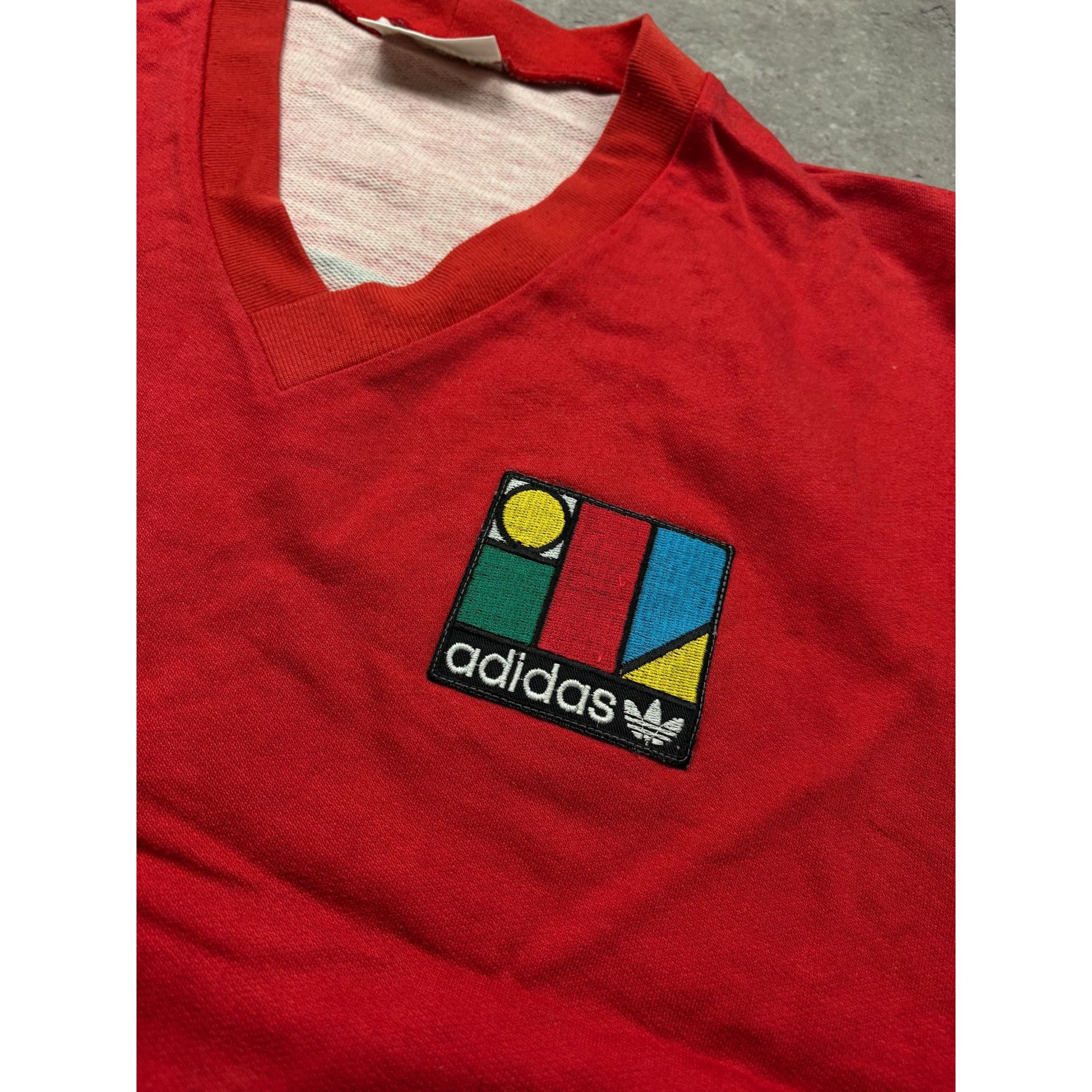 Adidas Rare Vintage Adidas 80er Trefoil Vest – Retro Geometric Art Size US M / EU 48-50 / 2 - 8 Thumbnail