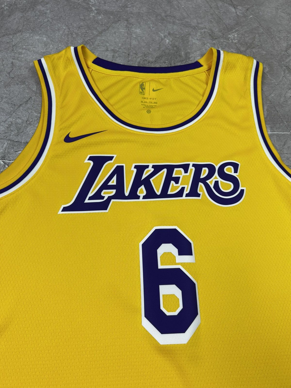 NBA × Nike NIKE LEBRON JAMES # 6 LAKERS ICON NBA 75 SWINGMAN JERSEY Size US XXL / EU 58 / 5 - 4 Thumbnail