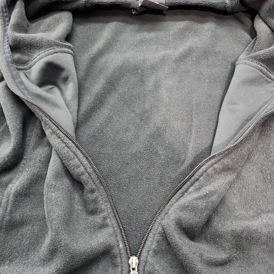 Oakley VINTAGE Oakley Jacket Men M Full Zip Athletic Black Fleece Long Sleeve Front Pockets Size US M / EU 48-50 / 2 - 4 Thumbnail