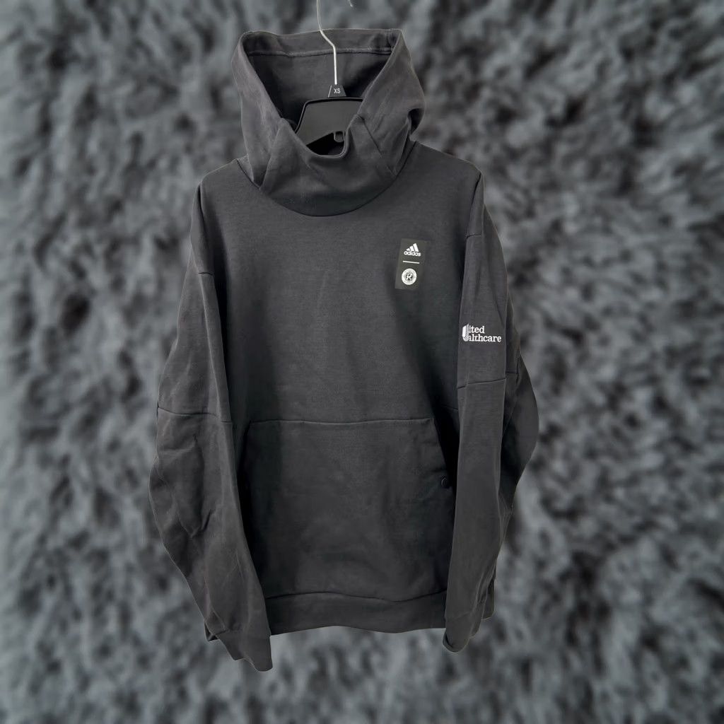 Adidas adidas Hoodie Mens L Black Pullover Long Sleeve Pocket NWT Logo Size US L / EU 52-54 / 3 - 1 Thumbnail