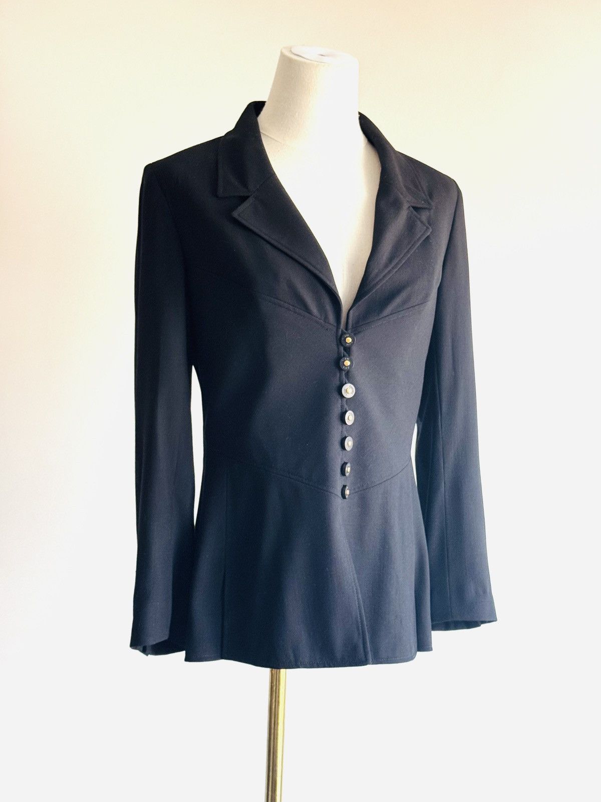 Chanel Vintage S/S ‘97 Chanel Runway blazer jacket screw buttons 42 Size M / US 6-8 / IT 42-44 - 1 Thumbnail
