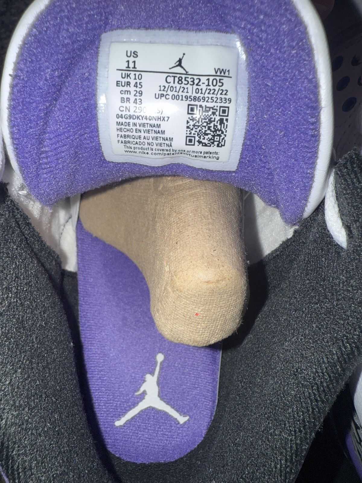 Jordan Brand Jordan 3 Dark Iris Size US 11 / EU 44 - 2 Thumbnail
