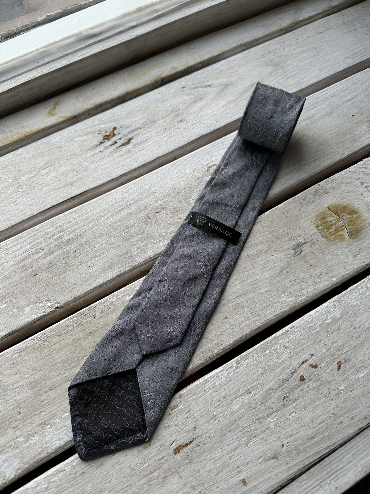 Versace 🚨 Vintage VERSACE tie style monogram old money luxury GRAY Size ONE SIZE - 1 Thumbnail