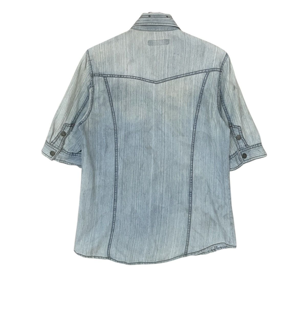 In The Attic × Japanese Brand Vintage Japanese Brand In the Attic Denim Shirt 2000s Size US M / EU 48-50 / 2 - 2 Thumbnail