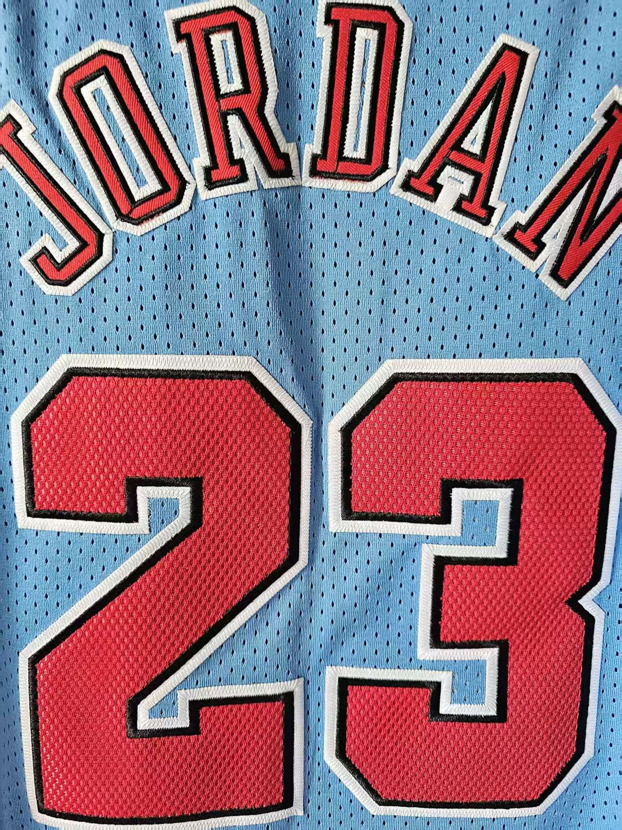 NBA Chicago Bulls #23 Michael Jordan Jersey Double Stitched Size US M / EU 48-50 / 2 - 5 Thumbnail