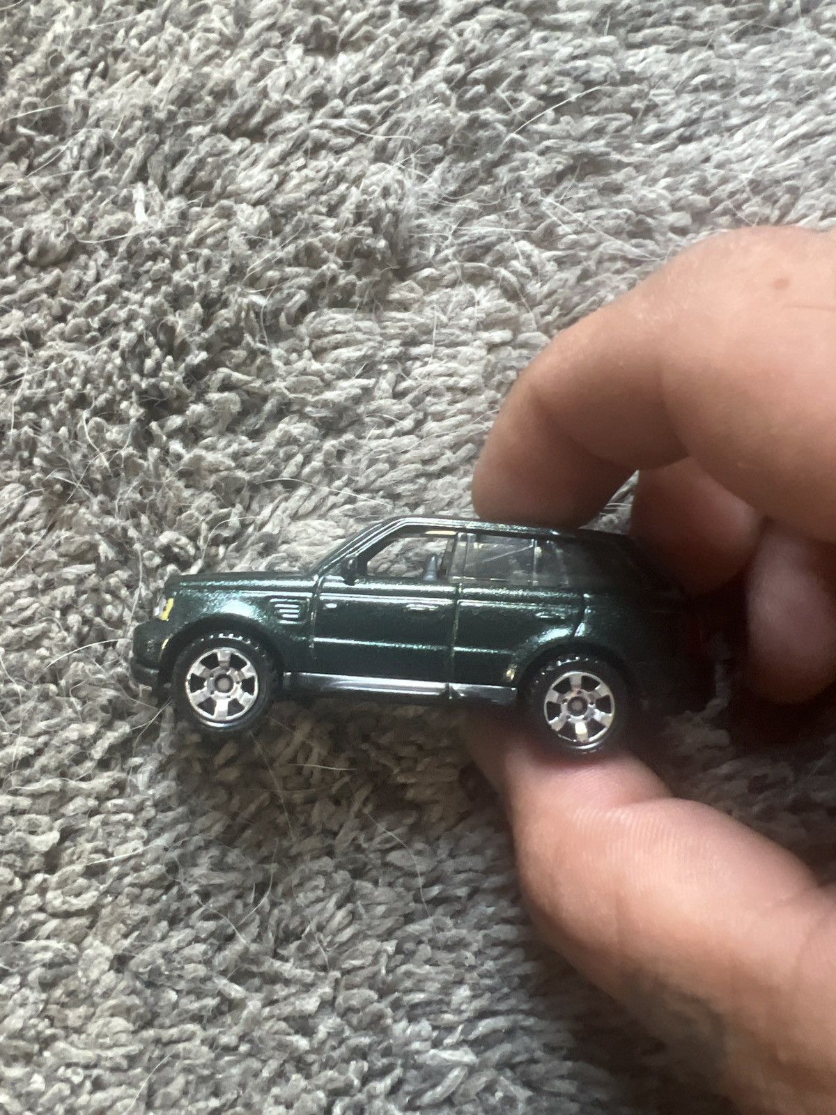 Hypebeast 2005 Mattel Matchbox Range Rover Sport - 2005 Size ONE SIZE - 3 Thumbnail