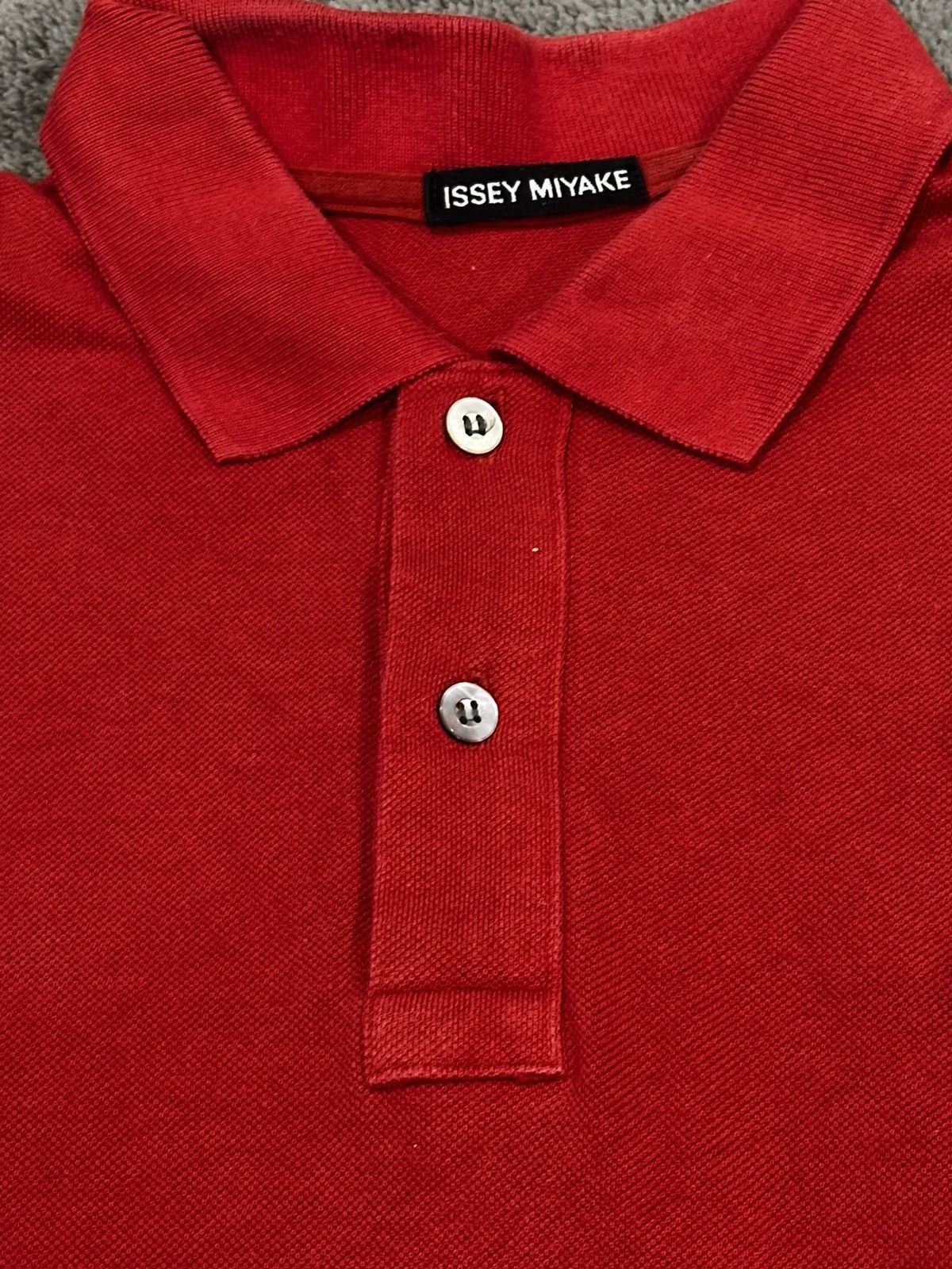 Issey Miyake Issey Miyake Mainline Red Polo Rugby Long-Sleeve T Shirt Size US M / EU 48-50 / 2 - 2 Thumbnail
