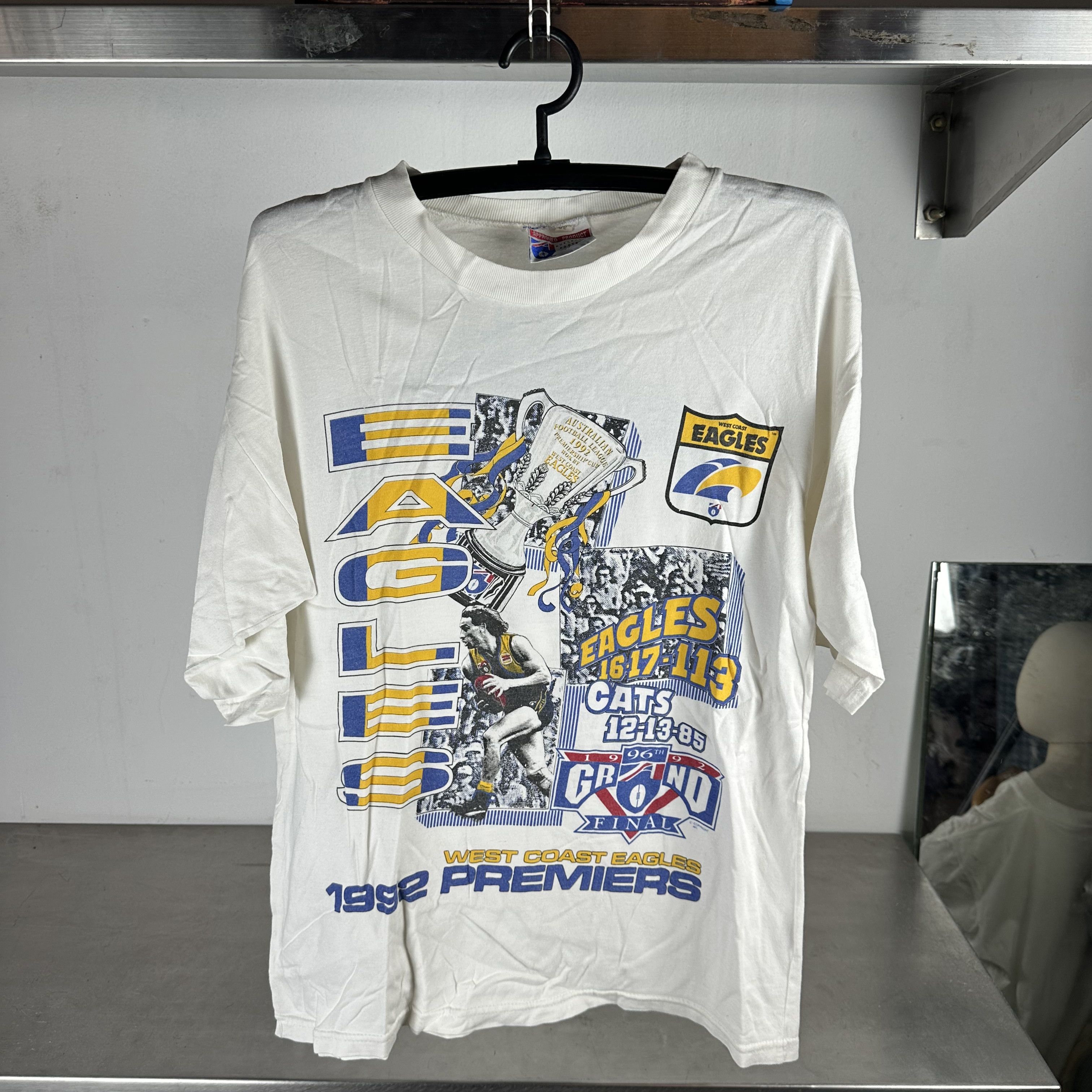 Vintage ​1992 West Coast Eagles AFL Premiers Grand Final T-shirt Size US L / EU 52-54 / 3 - 1 Thumbnail