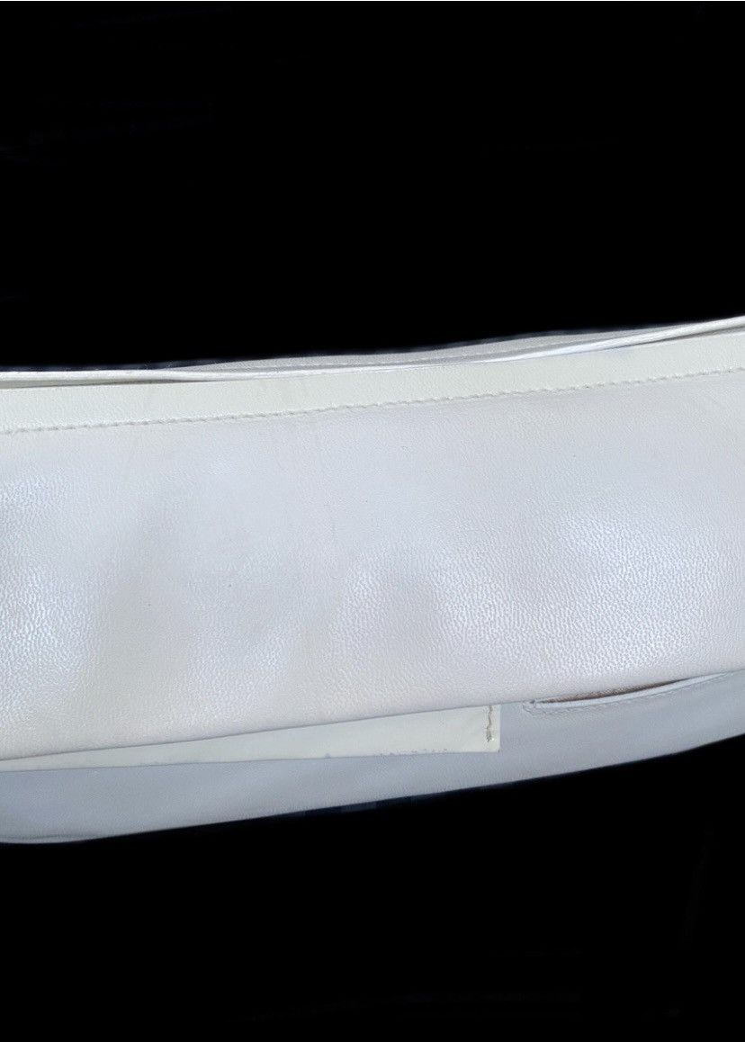 Givenchy Givenchy Vintage 2000s Leather Crossbody Bag Size ONE SIZE - 7 Thumbnail