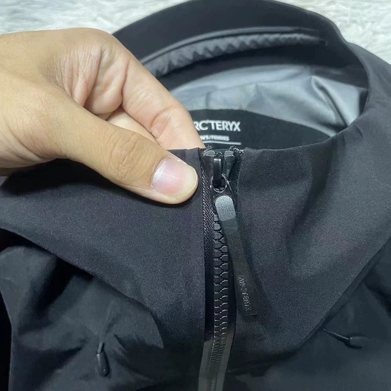 Arc'teryx Arcteryx Alpha SV Jacket Black Size Large Size US L / EU 52-54 / 3 - 6 Thumbnail
