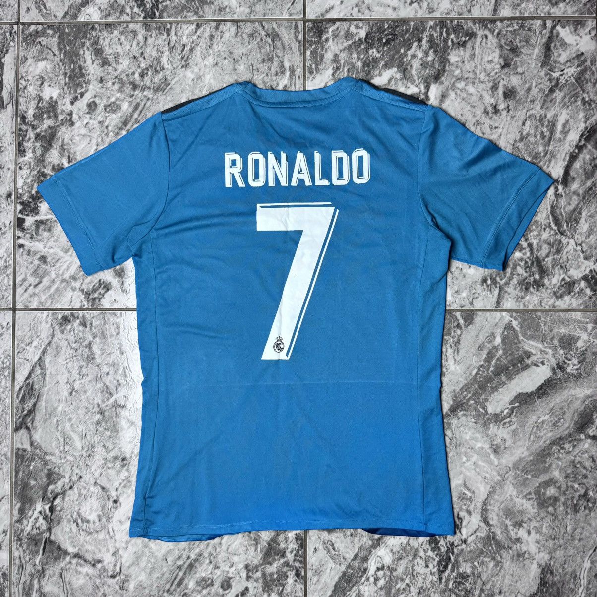 Adidas REAL MADRID 2017 2018 FOOTBALL SHIRT SOCCER JERSEY ADIDAS Size US M / EU 48-50 / 2 - 1 Thumbnail