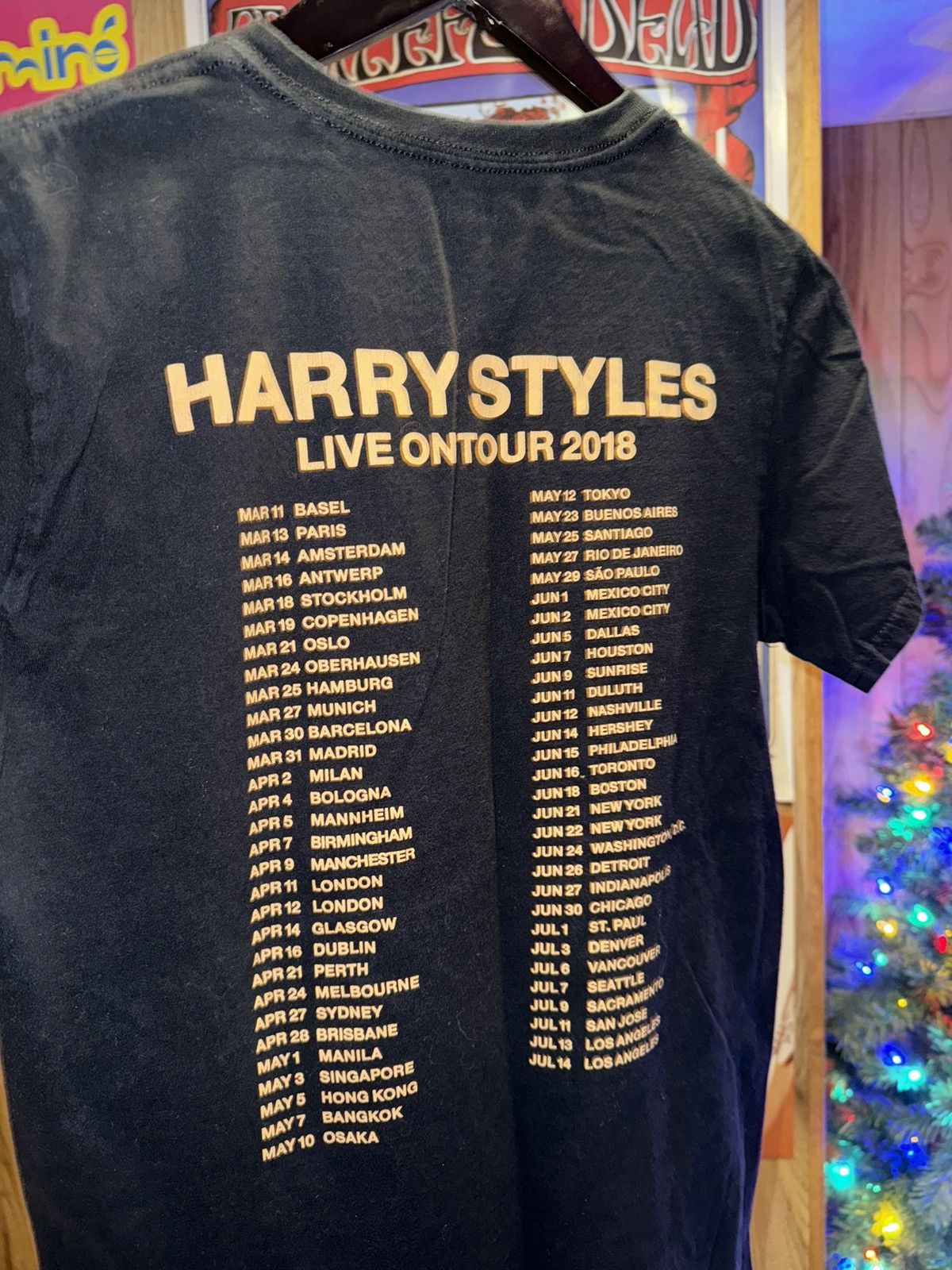 Band Tees RARE Harry Styles Live on Tour Shirt Size US S / EU 44-46 / 1 - 2 Thumbnail