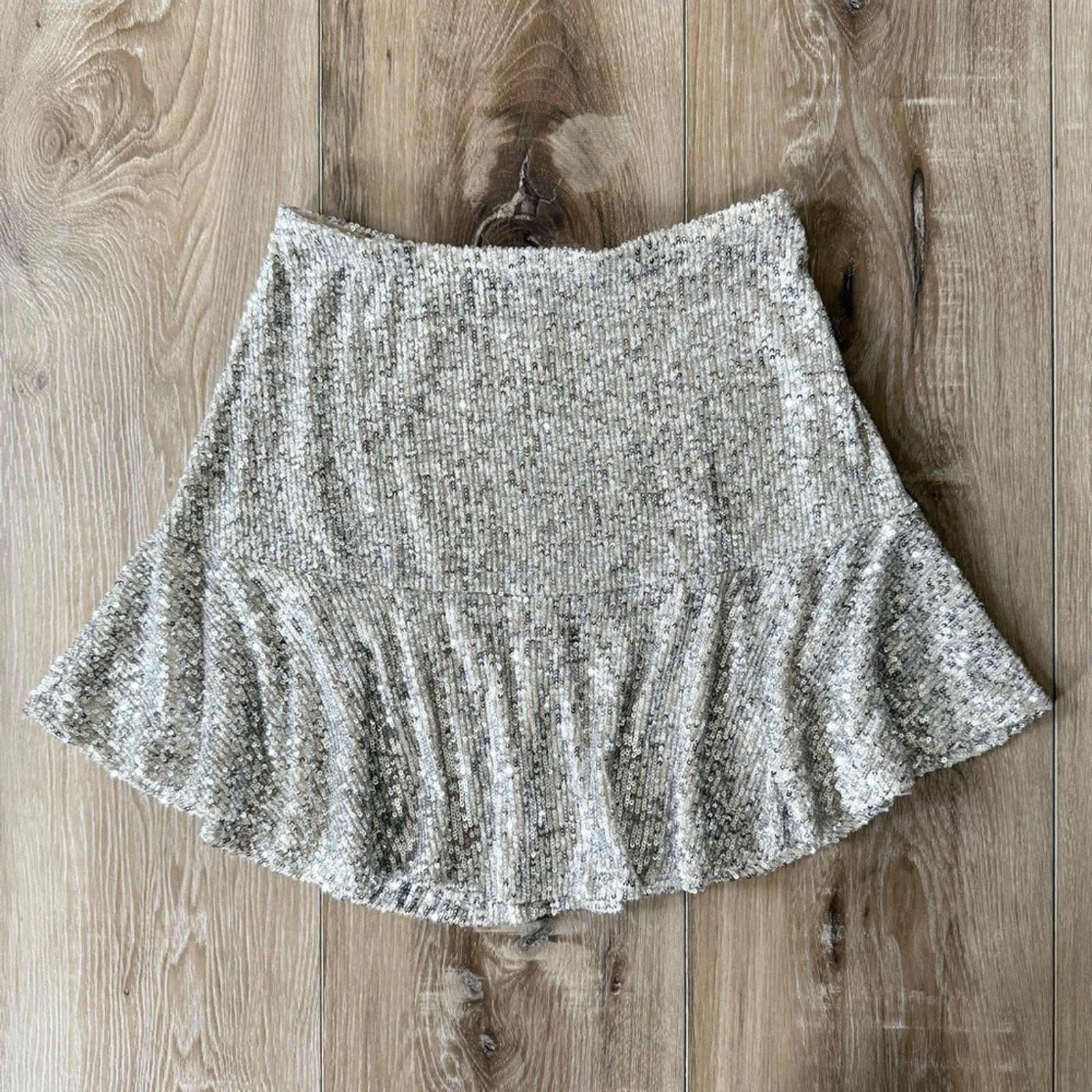 Free People Free People Trumpet Sequin Skirt Size 25" / US 0 / IT 36 - 2 Thumbnail