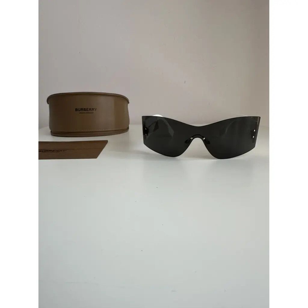 Burberry Burberry new sunglasses white UNISEX model Size ONE SIZE - 3 Thumbnail