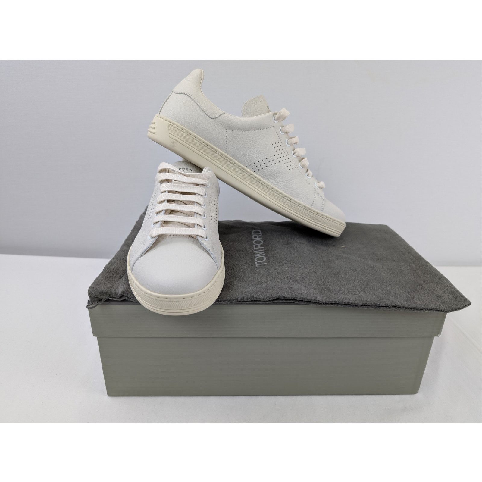 Tom Ford o1rshd1 Low Top Sneakers Shoe in White 8.5 TF Size US 8.5 / EU 41-42 - 18 Thumbnail