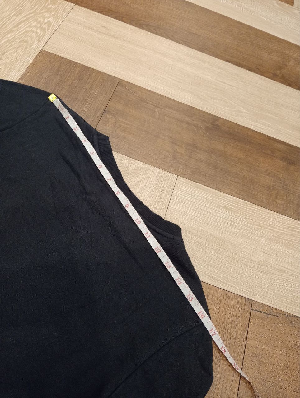 A.P.C. A.P.C RUE MADAME PARIS CROPPED CREWNECK - SIZE M Size M / US 6-8 / IT 42-44 - 14 Thumbnail