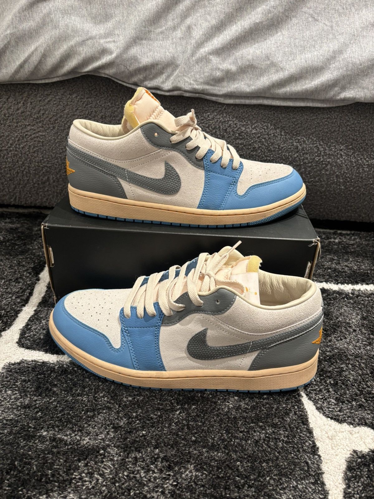 Jordan Brand × Nike Jordan 1 Tokyo 98 Size US 10.5 / EU 43-44 - 3 Thumbnail