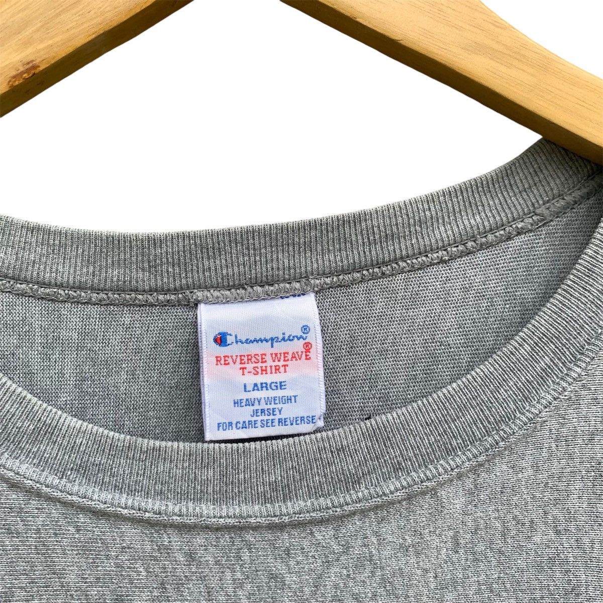 Champion × Vintage Vintage champion reverse weave Size US M / EU 48-50 / 2 - 2 Thumbnail