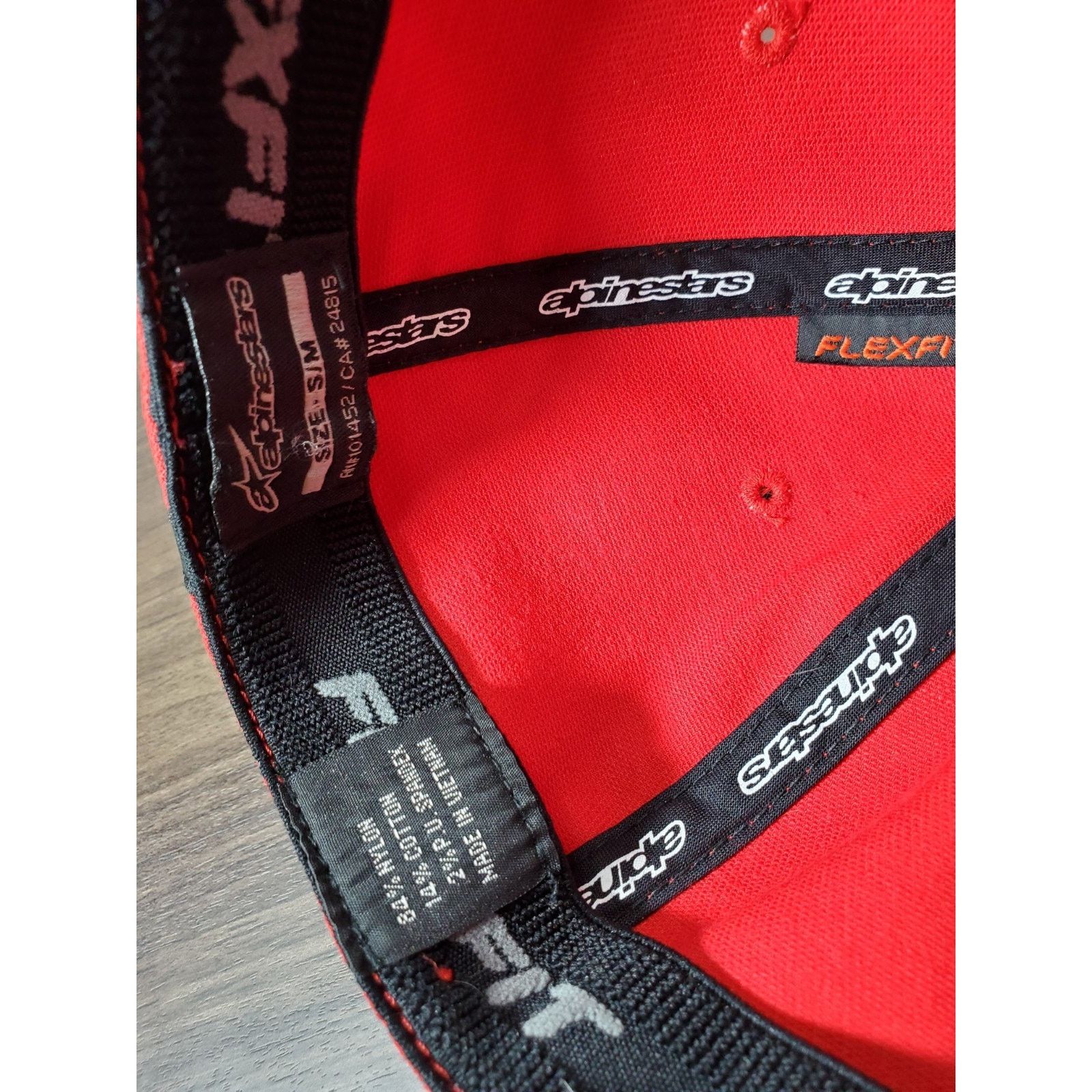Alpinestars RARE Alpinestars Hat Red Ride Dry Flexfit Small-Medium Cap Size 36 - 9 Thumbnail