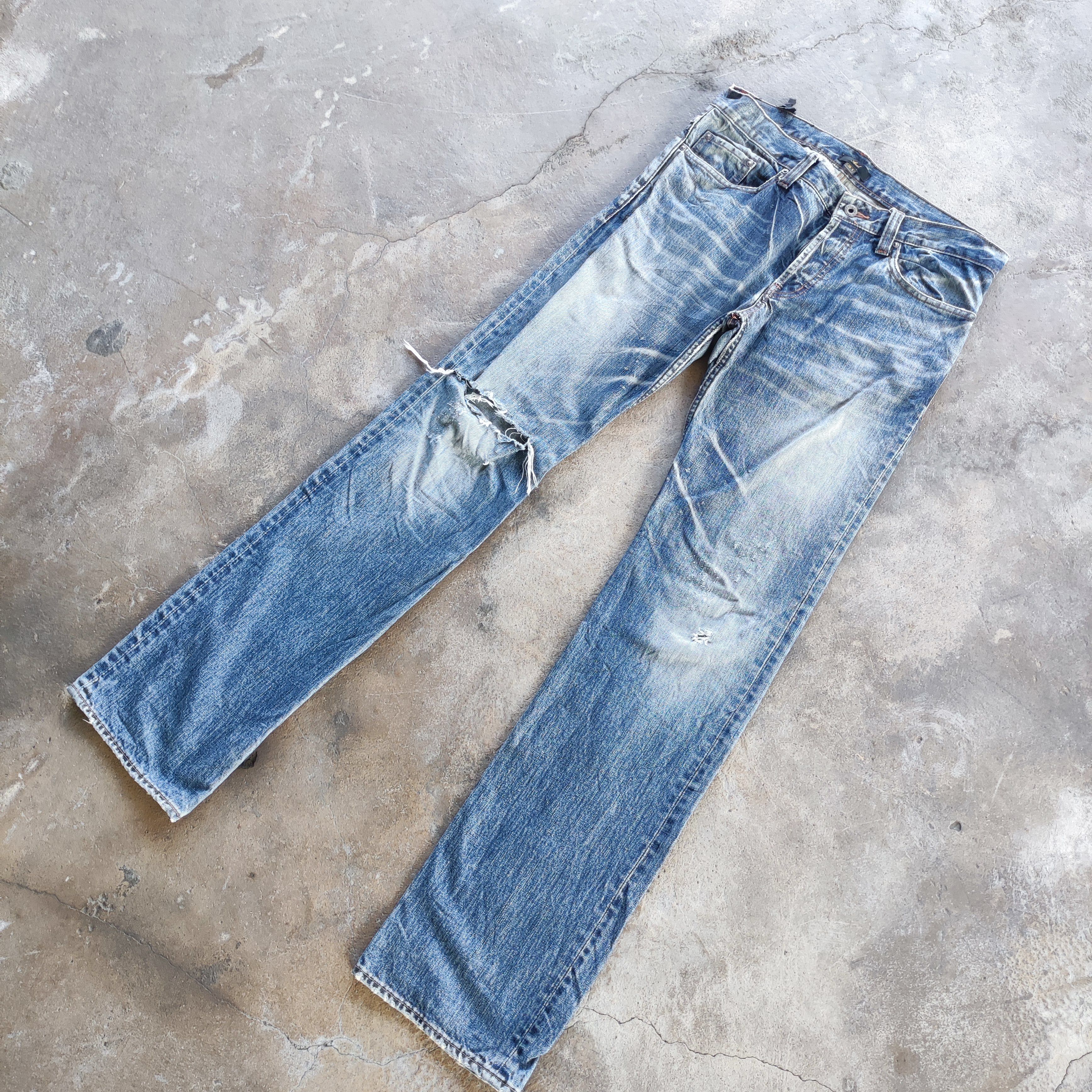 Japanese Brand Vintage Japanese Brand Jeans Distressed Faded Pants Size US 35 - 2 Thumbnail