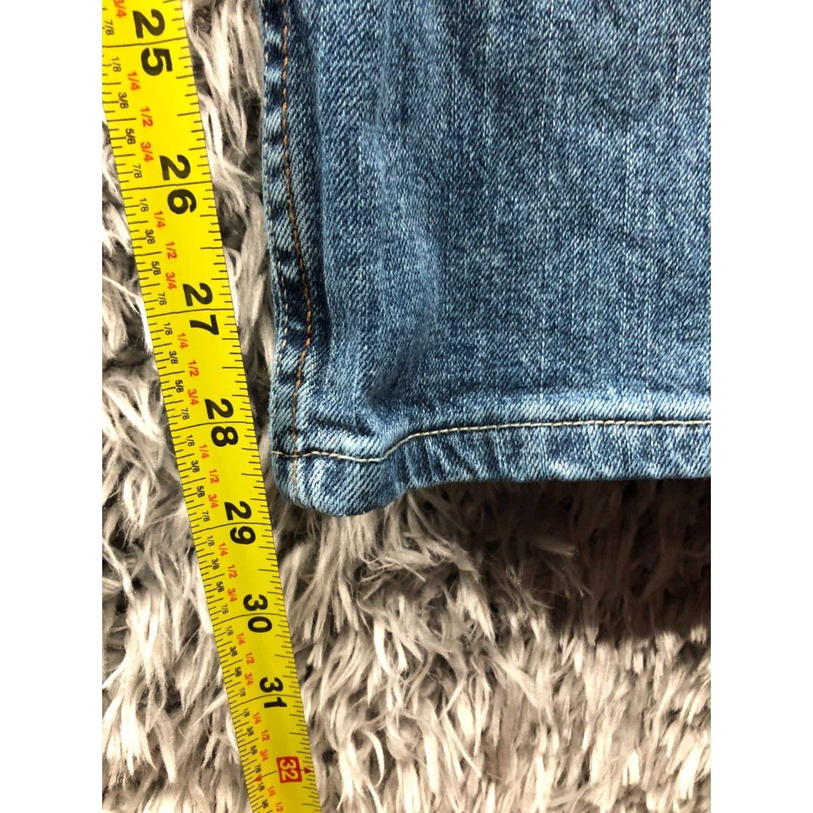 Lee Lee Jeans Mens Size 42x30 Straight Leg Mid Rise Medium Wash Blue Denim Jeans Regular 42in Inseam 5-Pocket Denim Blue Lee Size US 42 / EU 58 - 3 Thumbnail
