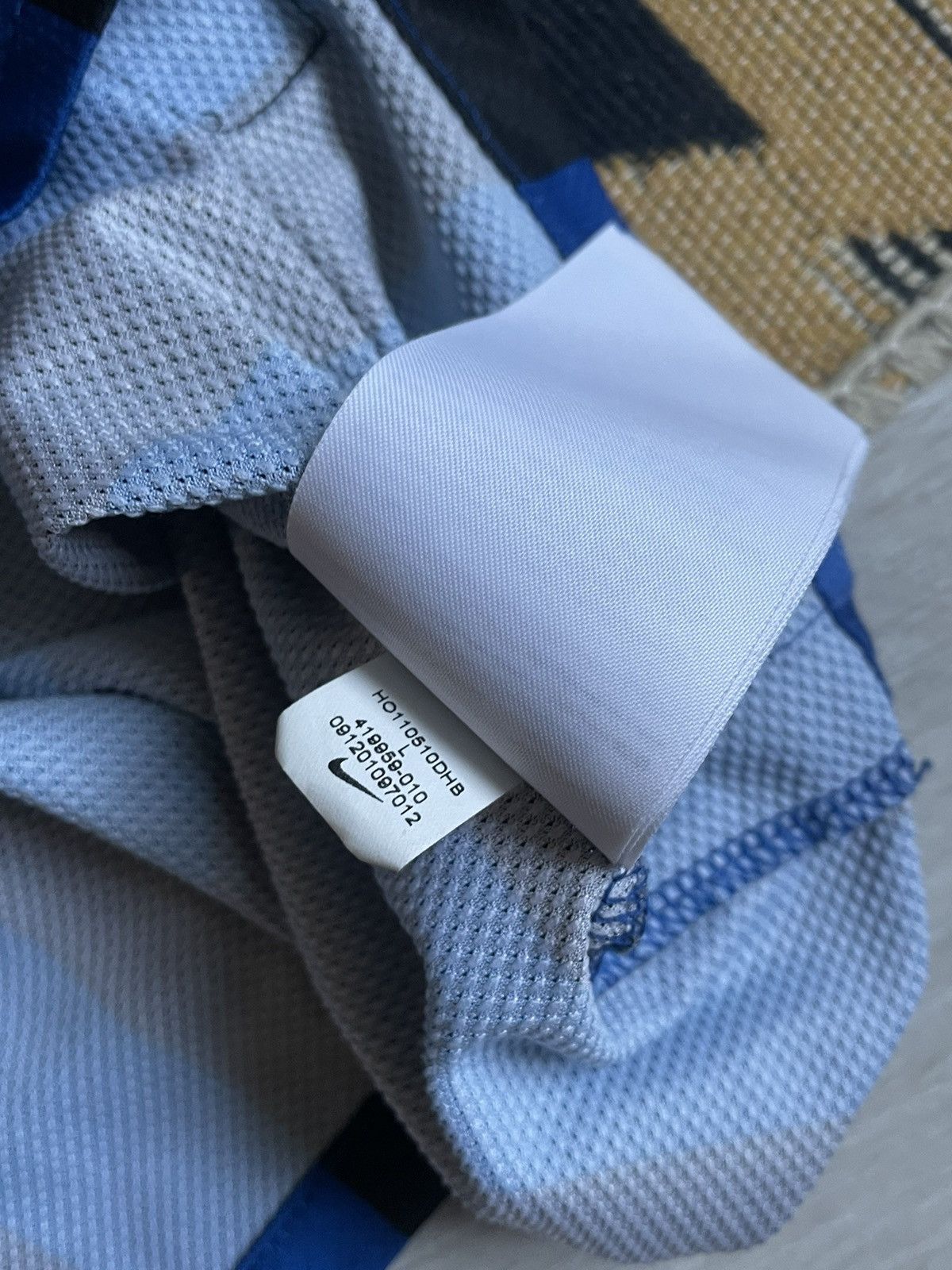 Nike × Vintage Vintage 11/12 Nike Inter Milan Blockcore Jersey Size US XS / EU 42 / 0 - 13 Thumbnail