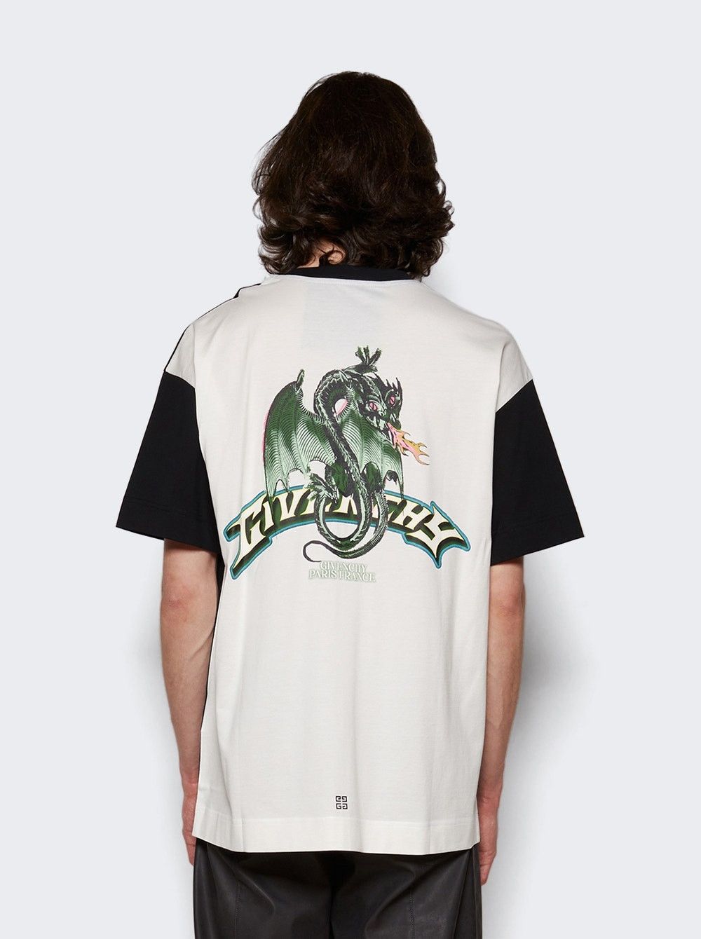 Givenchy o1w1db10325 Standard Short Sleeves Base in Black Size US XXL / EU 58 / 5 - 5 Thumbnail