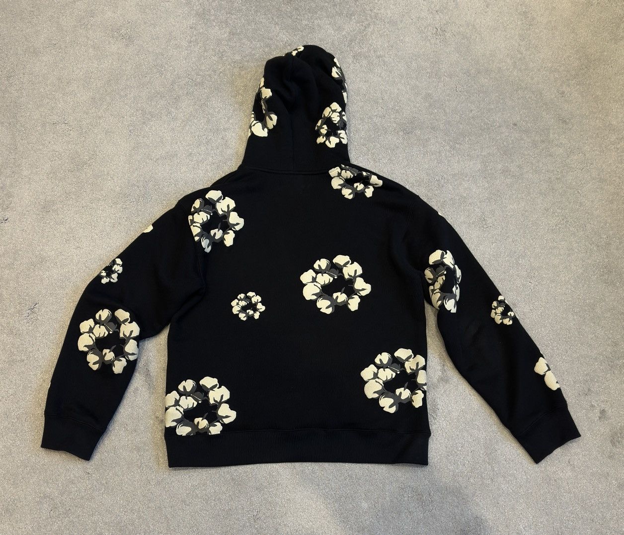 Cactus Plant Flea Market × DENIM TEARS Denim tears x Cactus Plant Flea Market Black Hoodie Size US M / EU 48-50 / 2 - 2 Thumbnail