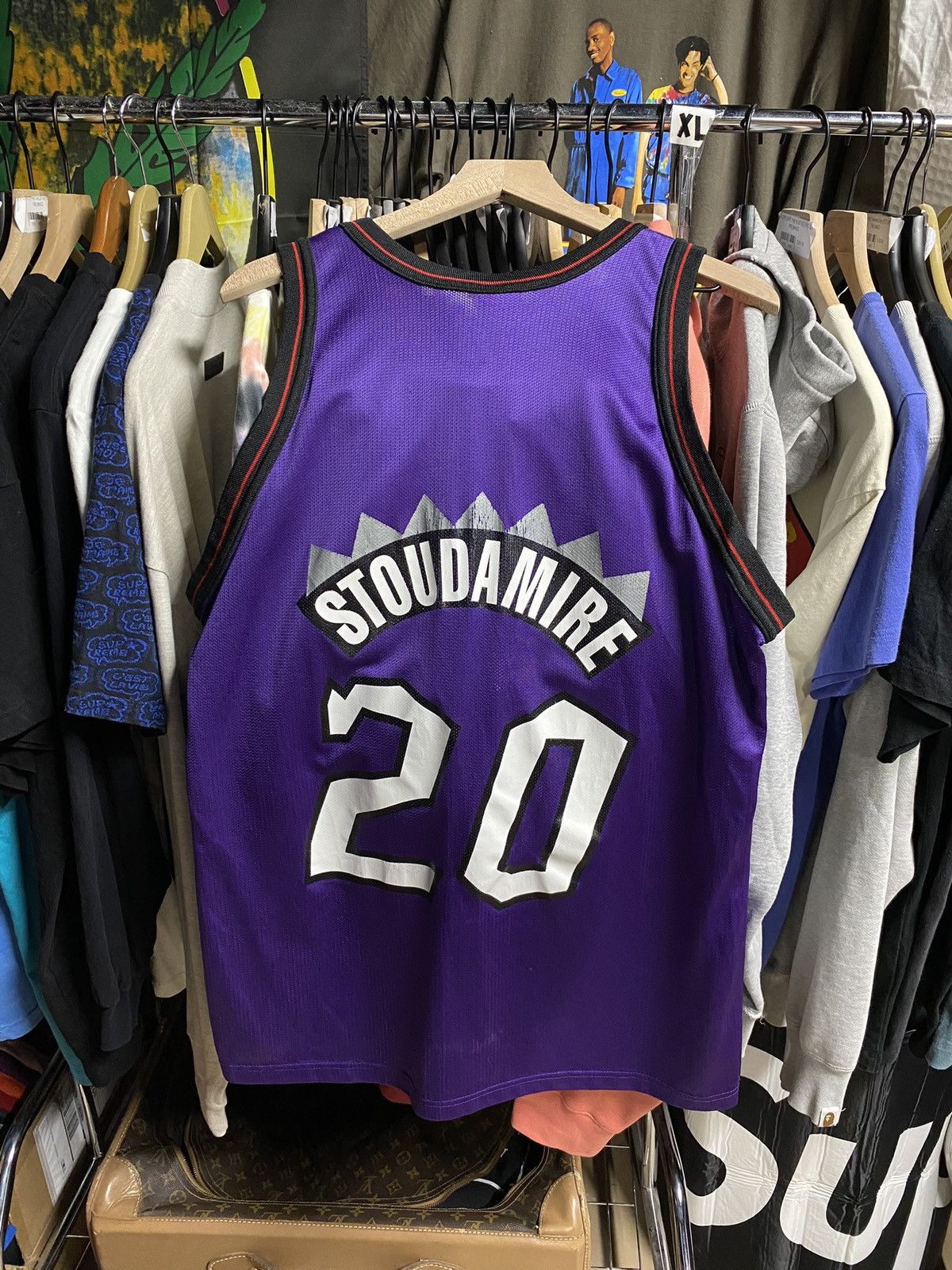Vintage 90’s Vintage Toronto Raptors Stoudamire Jersey Size 44 Med Size US M / EU 48-50 / 2 - 2 Thumbnail