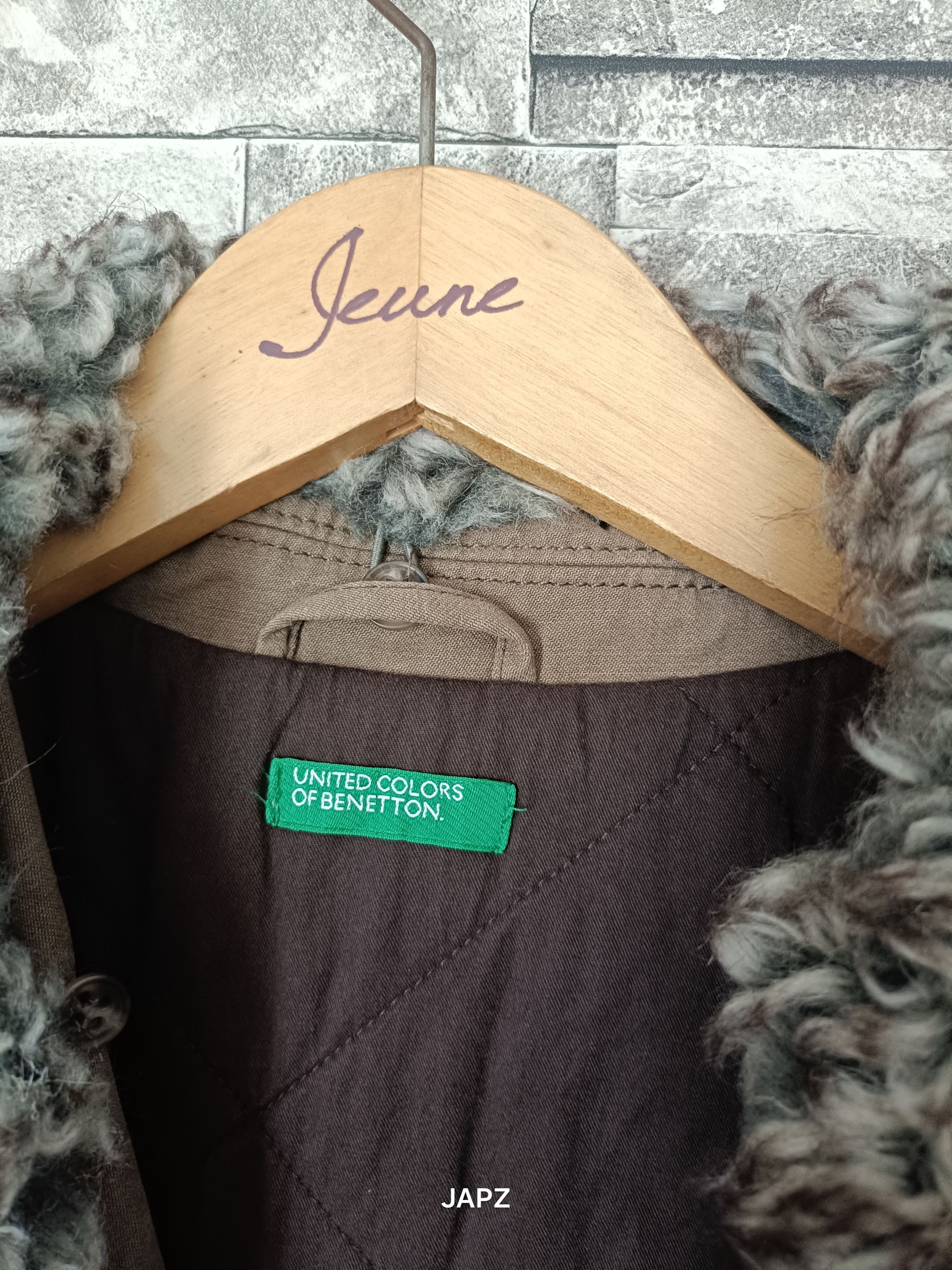 Benetton Vintage Benetton utility faux fur Y2K coat Size XS / US 0-2 / IT 36-38 - 7 Thumbnail