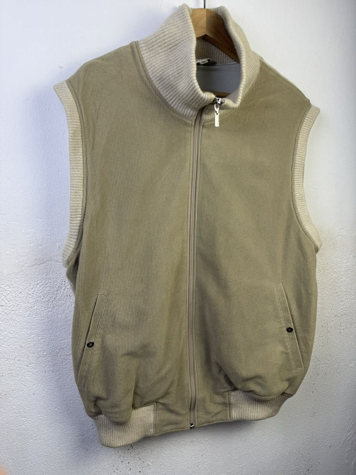 Givenchy Vintage Givenchy Sweater Sleeveless Jacket Size US L / EU 52-54 / 3 - 2 Thumbnail