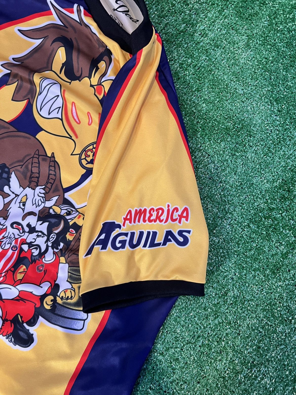 Other American Chivas Custom Jersey Size US M / EU 48-50 / 2 - 3 Thumbnail